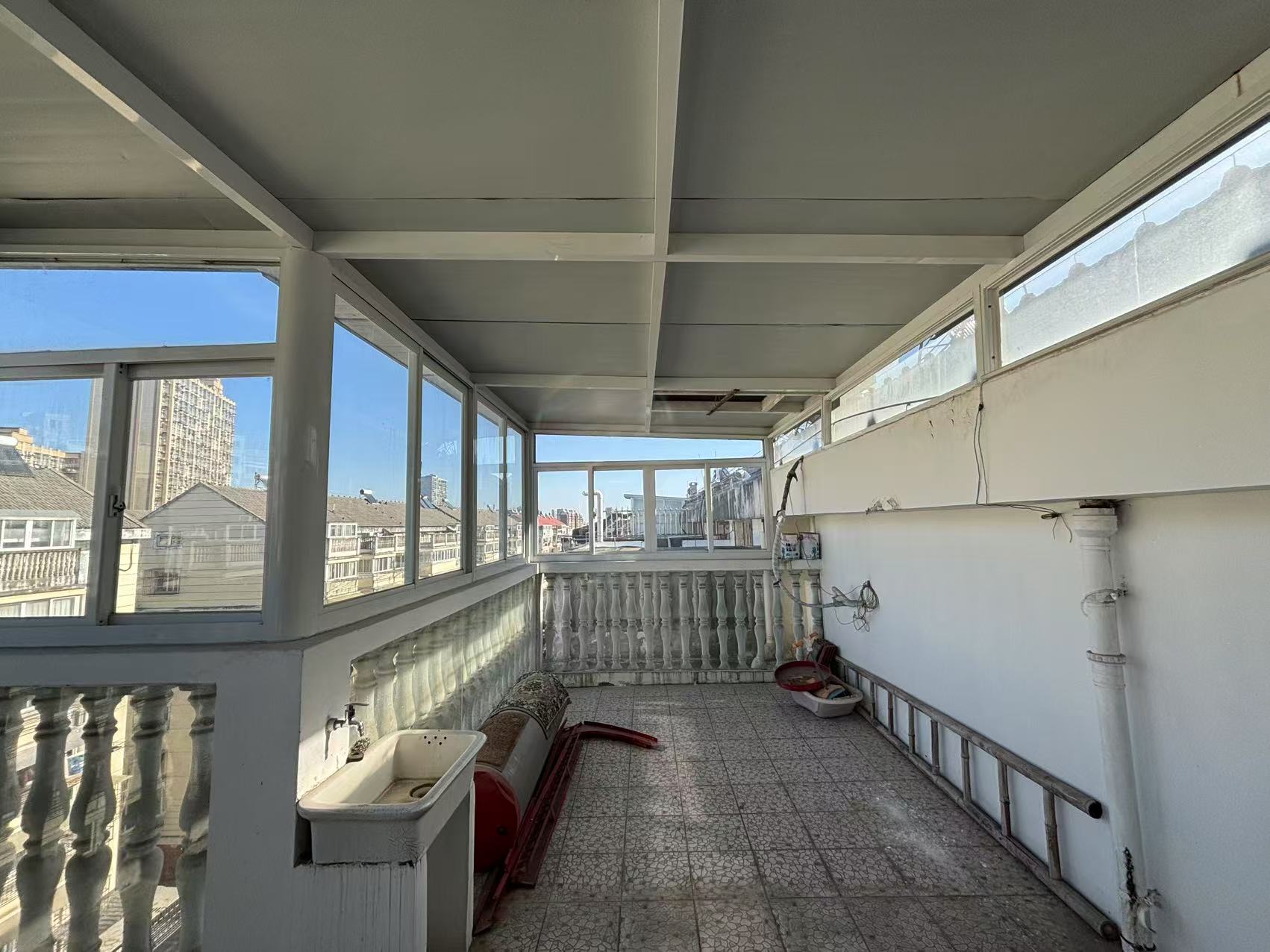 城港花苑东区 4室2厅2卫 172m&sup2;