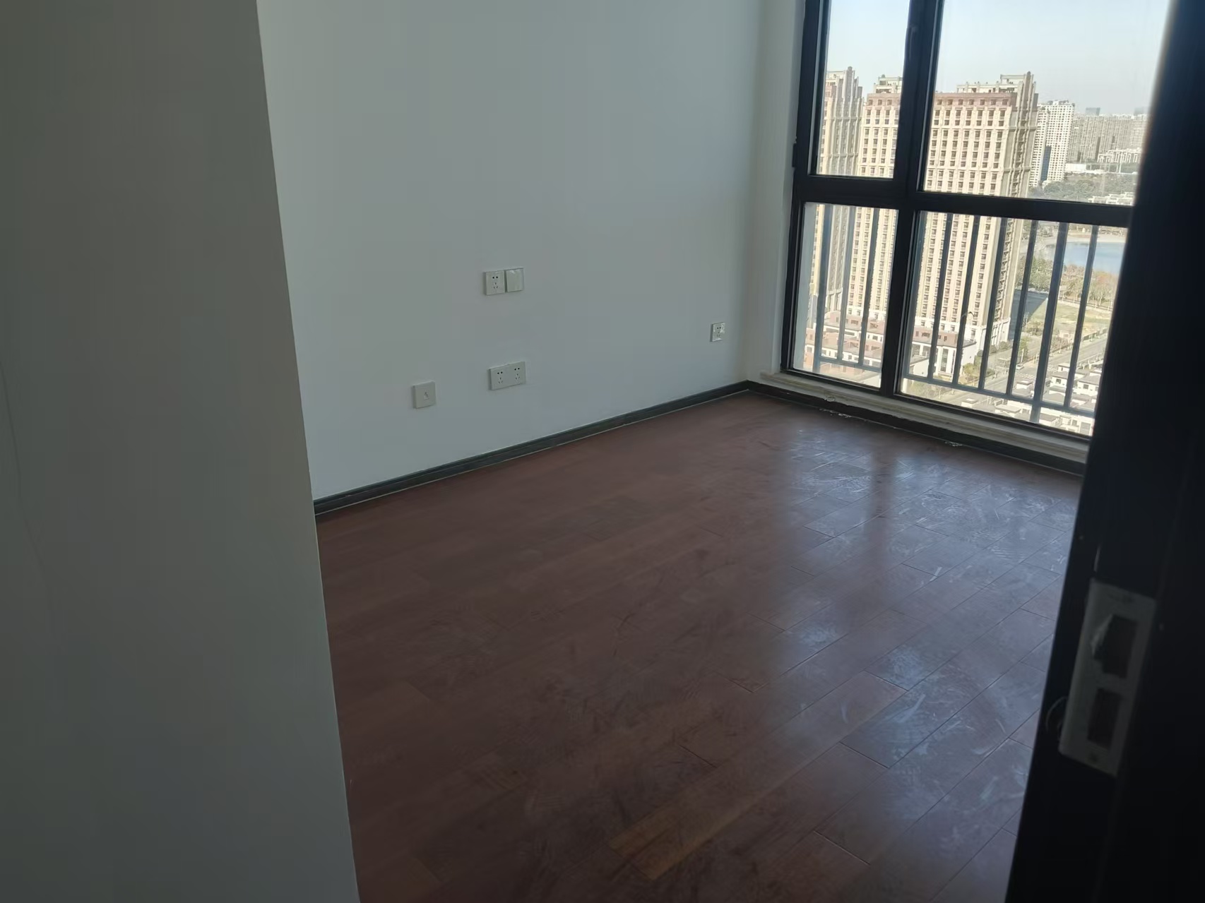 云樾东方 3室2厅2卫 124.33m&sup2;