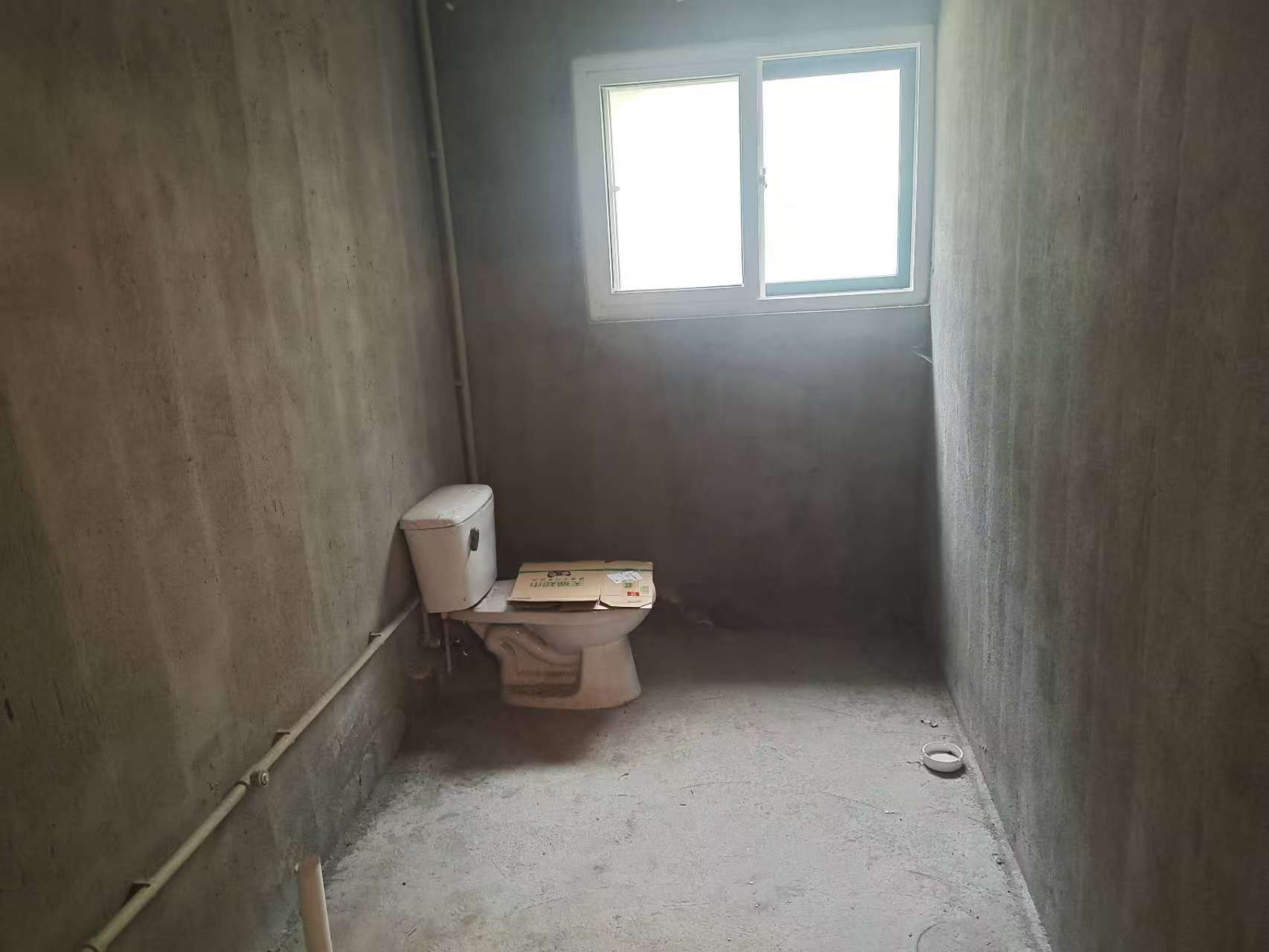 友谊家园 5室2厅4卫 270m&sup2;