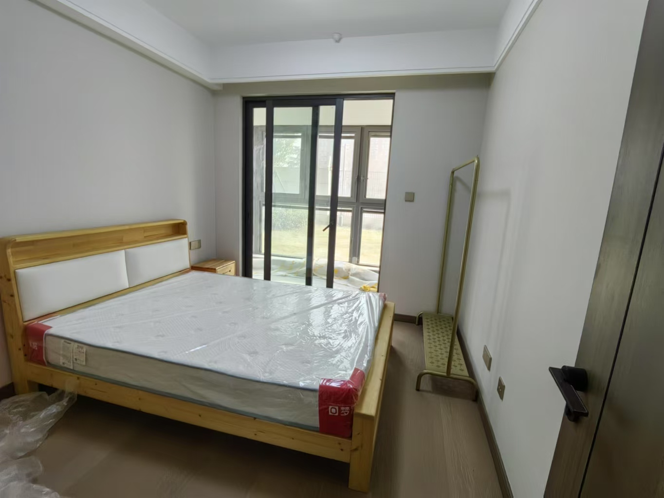 北纬31度 3室2厅2卫 110m&sup2;