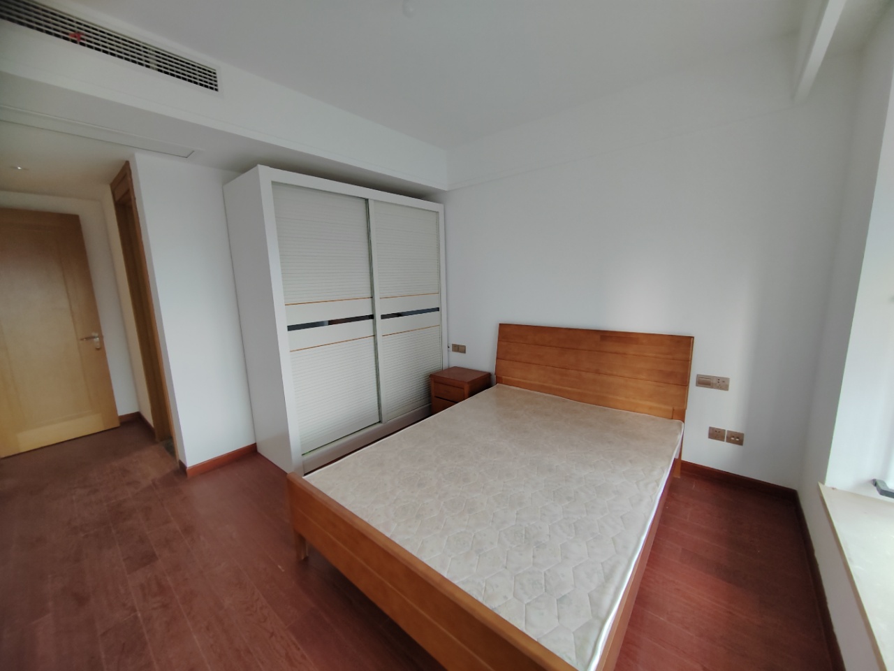 林肯公园 3室2厅2卫 115.00m&sup2;