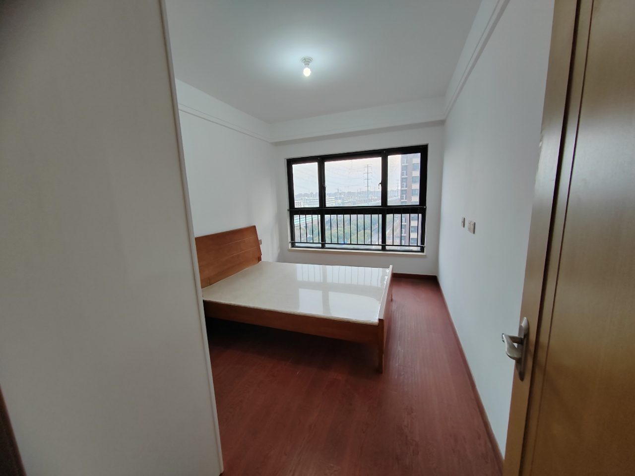 林肯公园 3室2厅2卫 115.00m&sup2;
