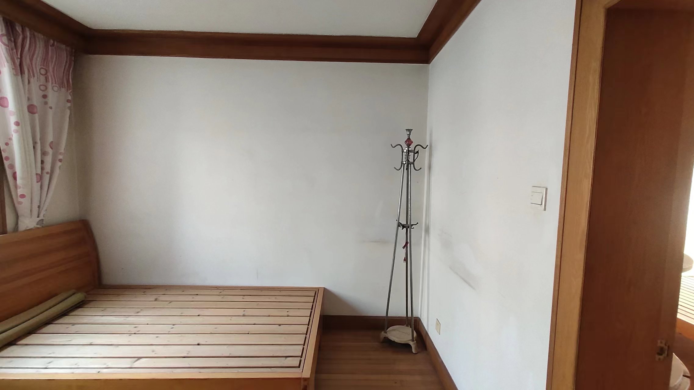 北濠桥东村 3室2厅1卫 111m&sup2;