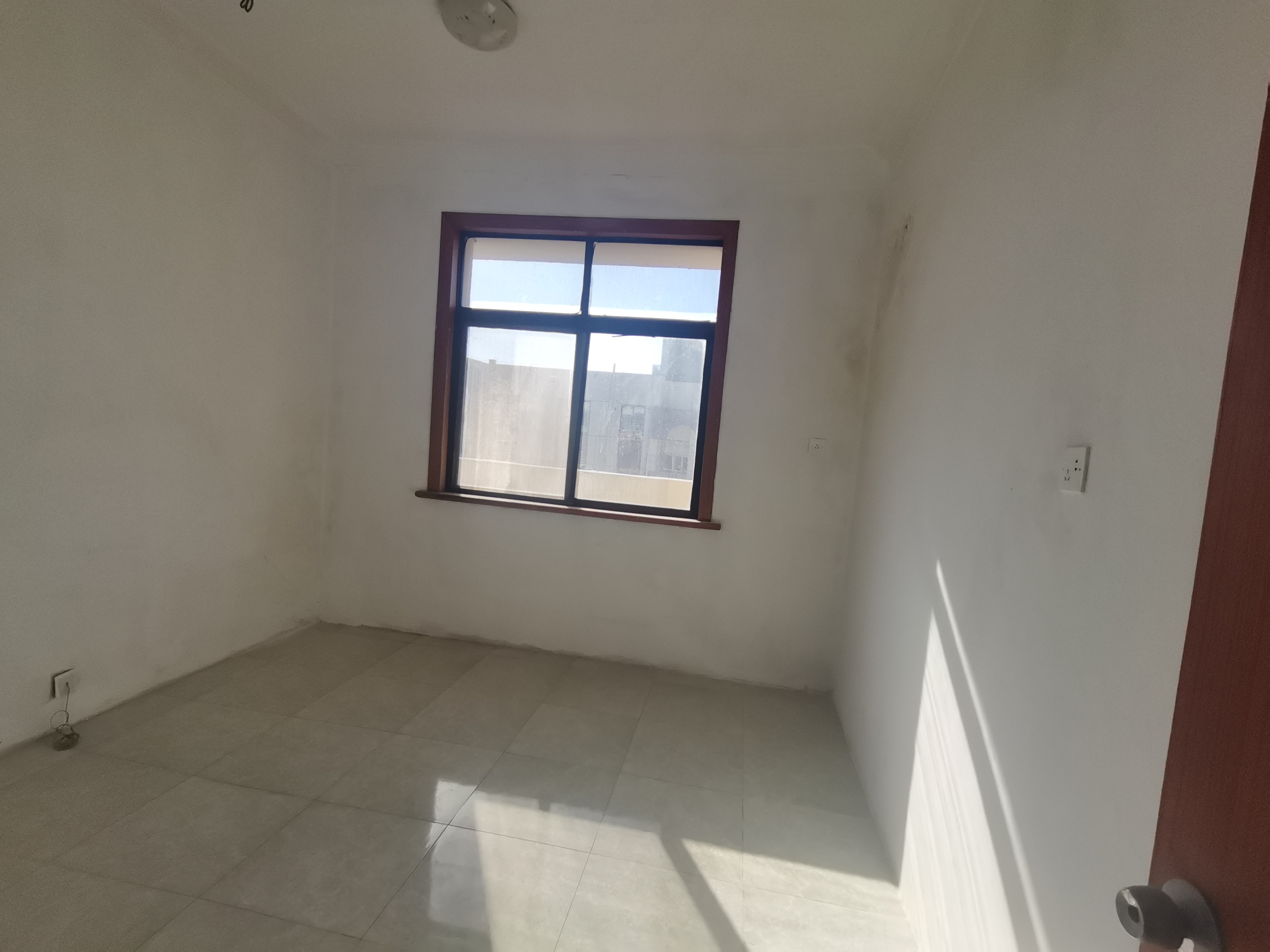 八角亭小区 3室2厅1卫 87.8m&sup2;