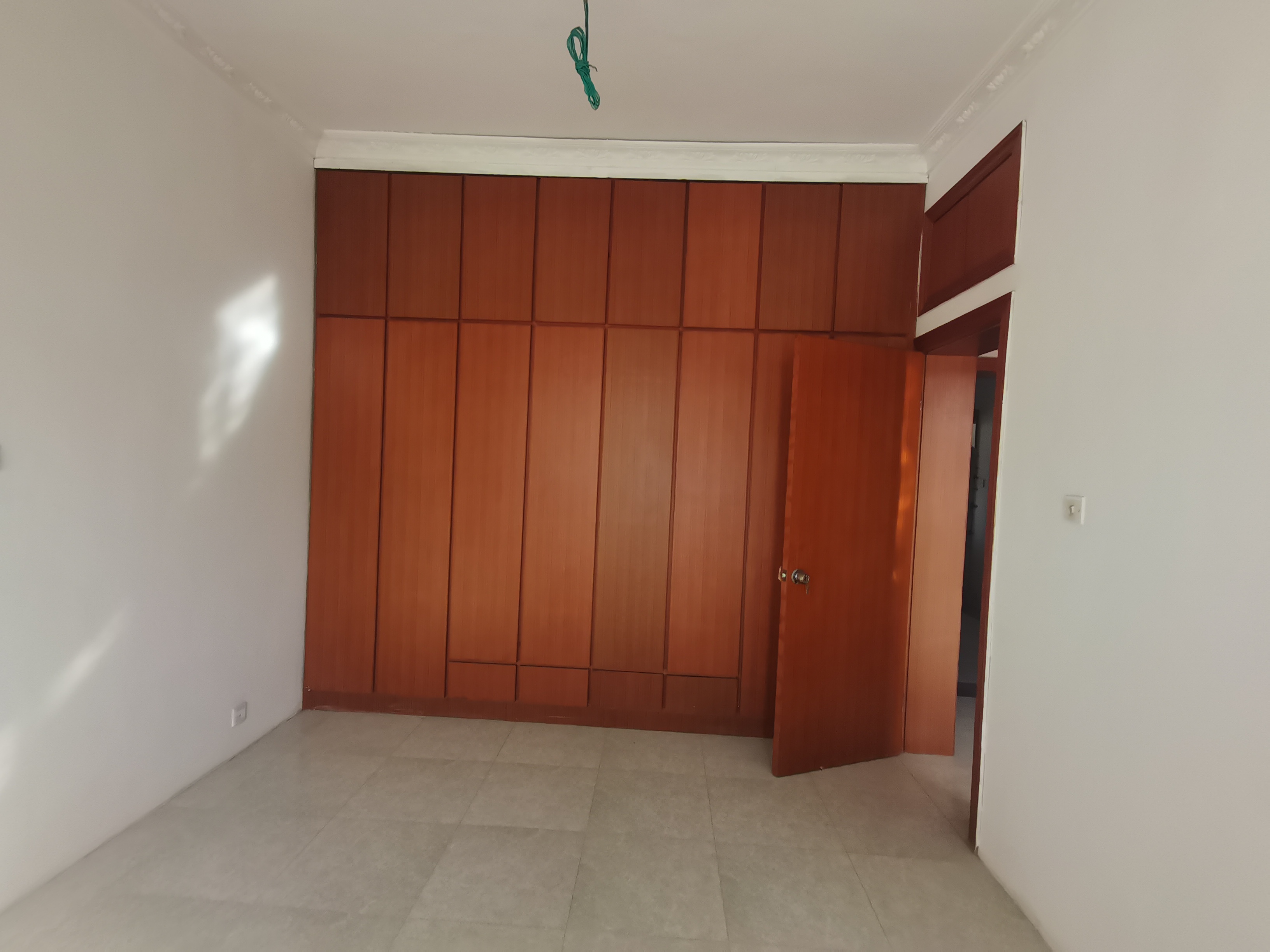 八角亭小区 3室2厅1卫 87.8m&sup2;