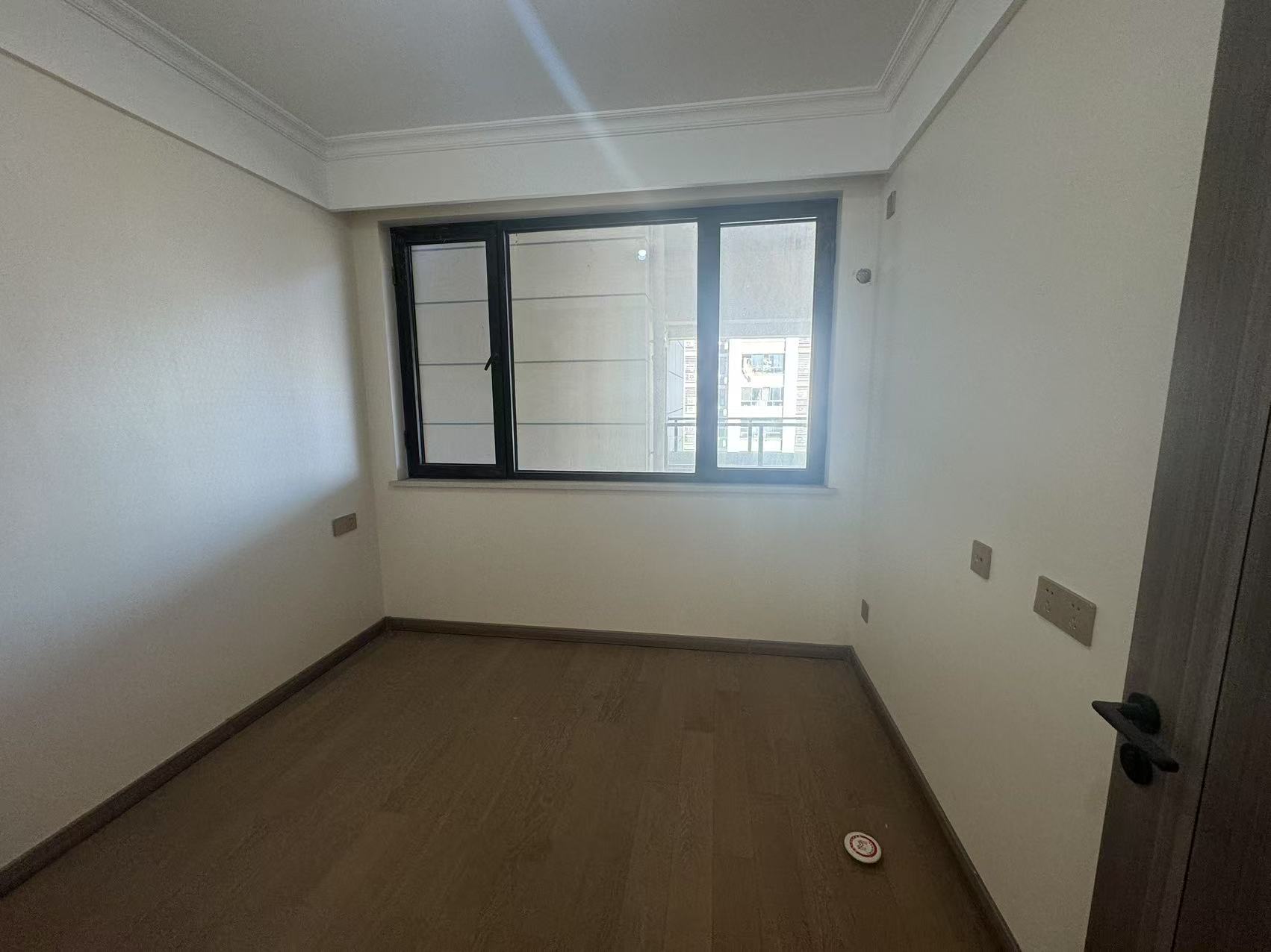 中创大都会 3室2厅1卫 97m&sup2;