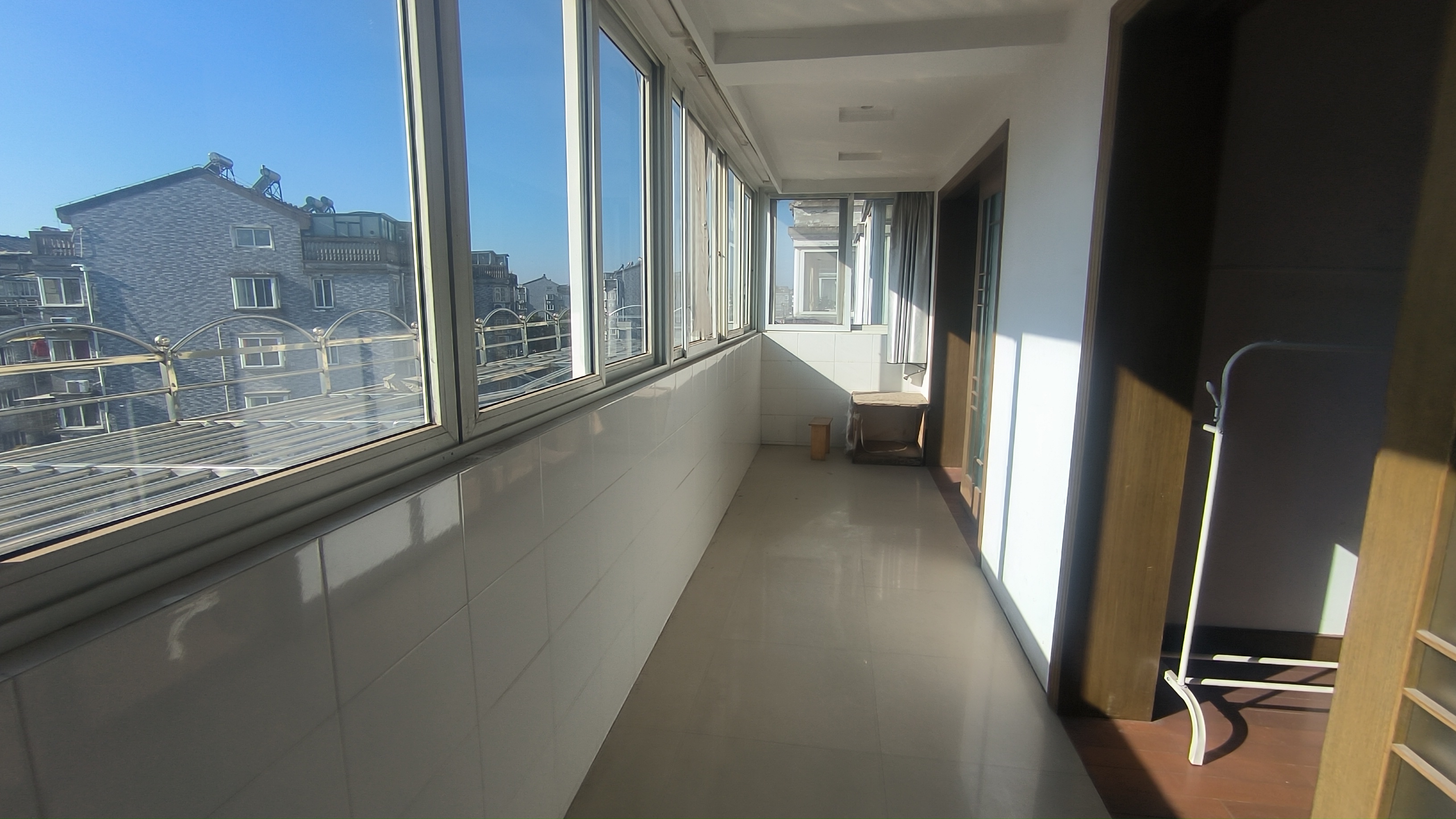 五山花苑 5室2厅2卫 139m²