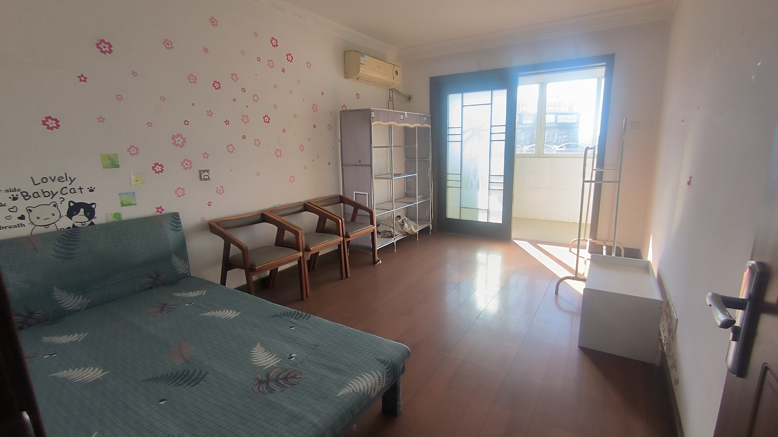 五山花苑 5室2厅2卫 139m²