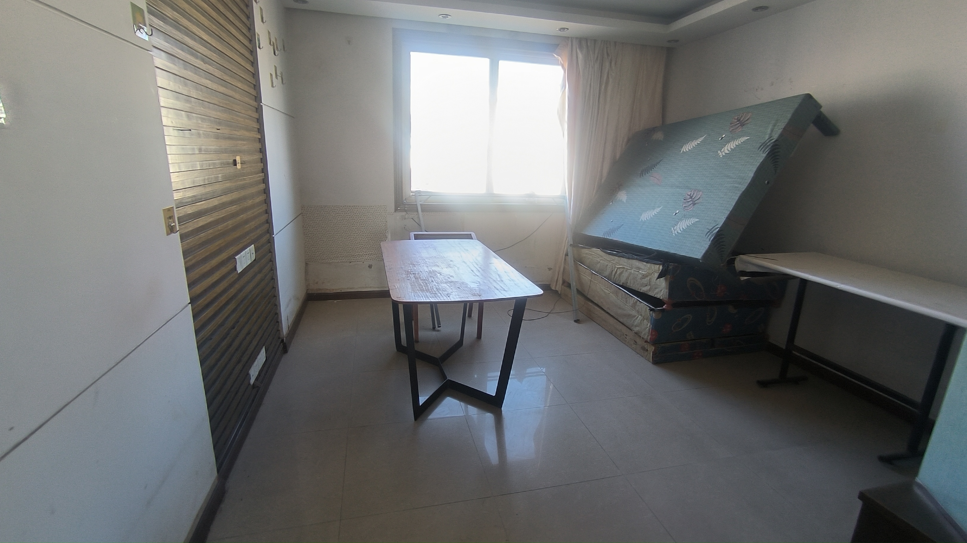 五山花苑 5室2厅2卫 139m²