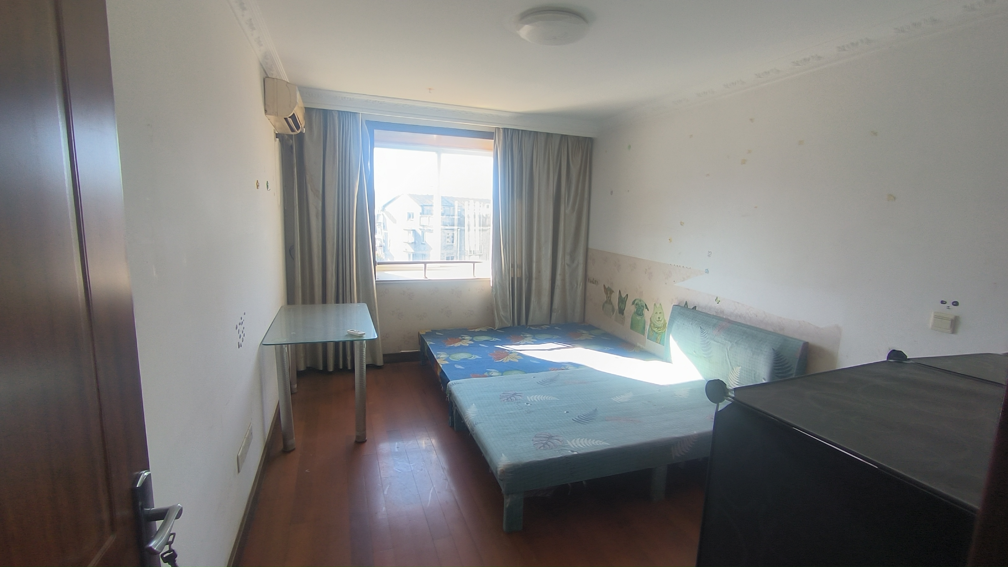 五山花苑 5室2厅2卫 139m²
