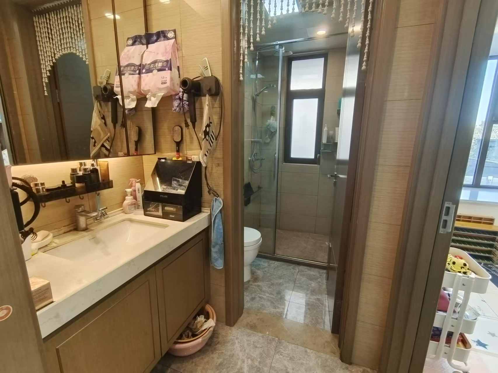珑府 4室2厅2卫 143.00m&sup2;