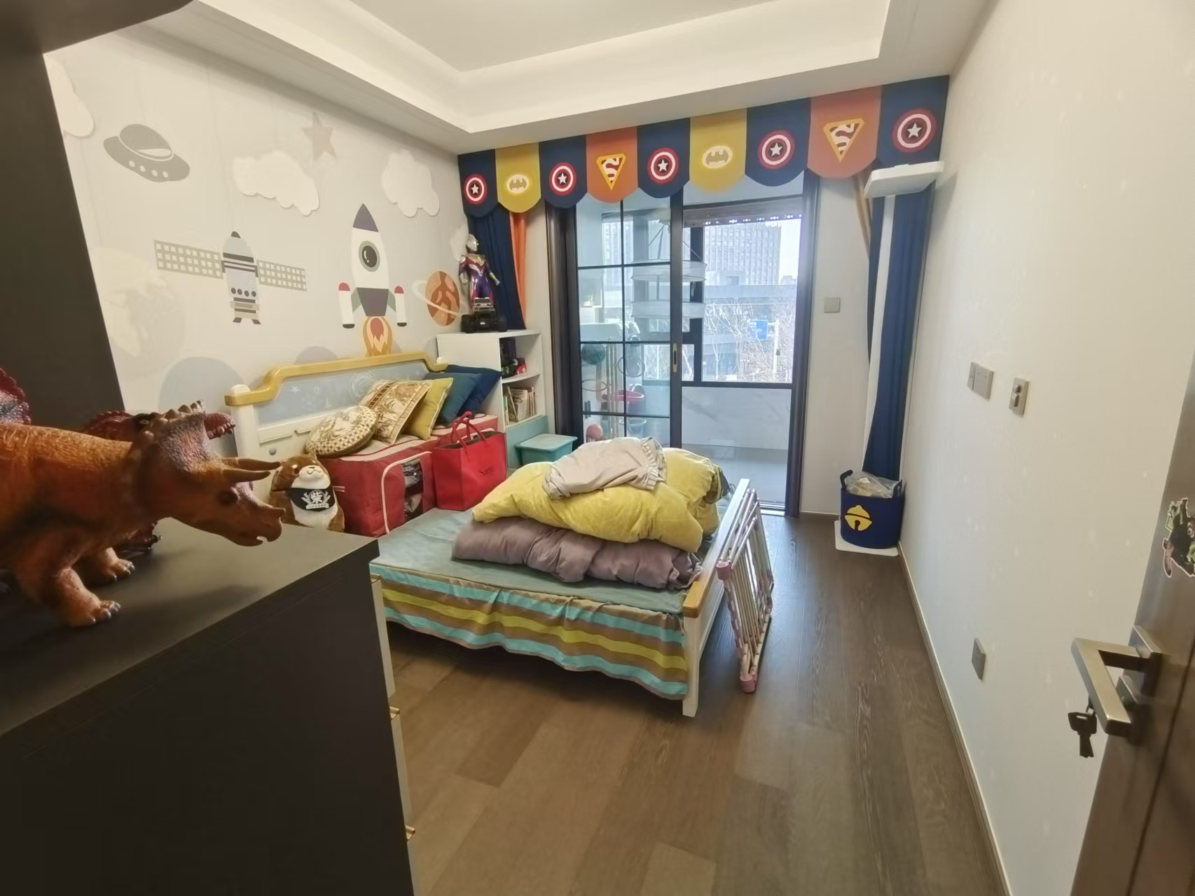 珑府 4室2厅2卫 143.00m&sup2;