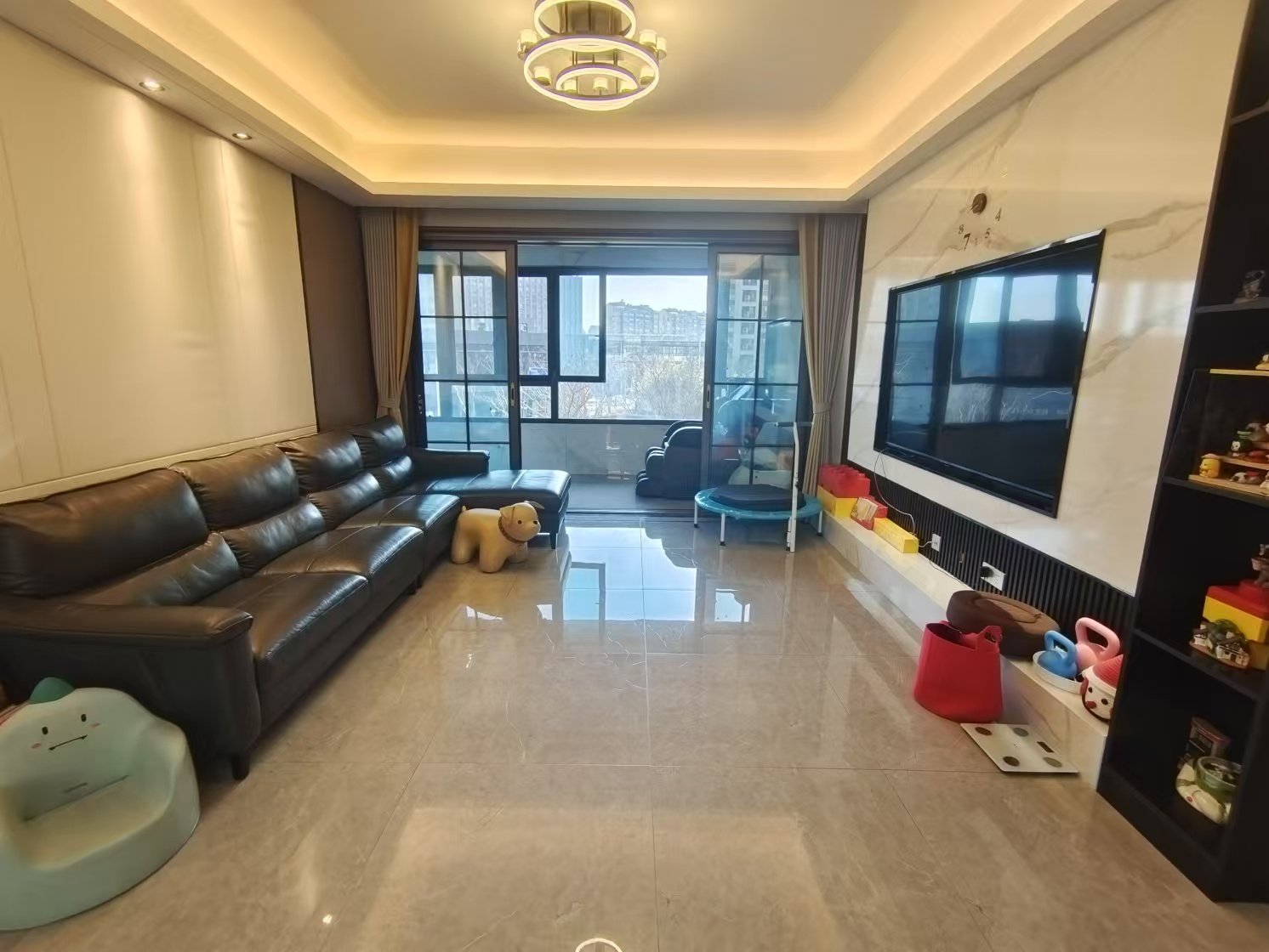 珑府 4室2厅2卫 143.00m&sup2;