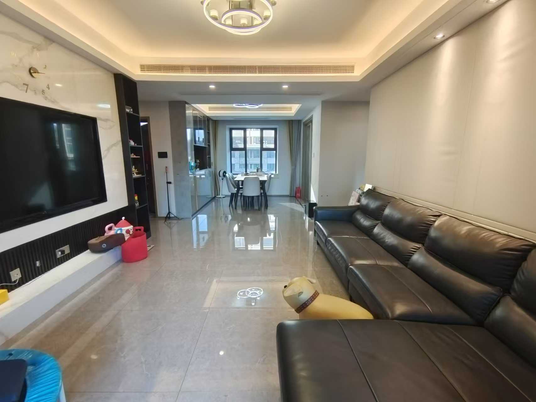 珑府 4室2厅2卫 143.00m&sup2;