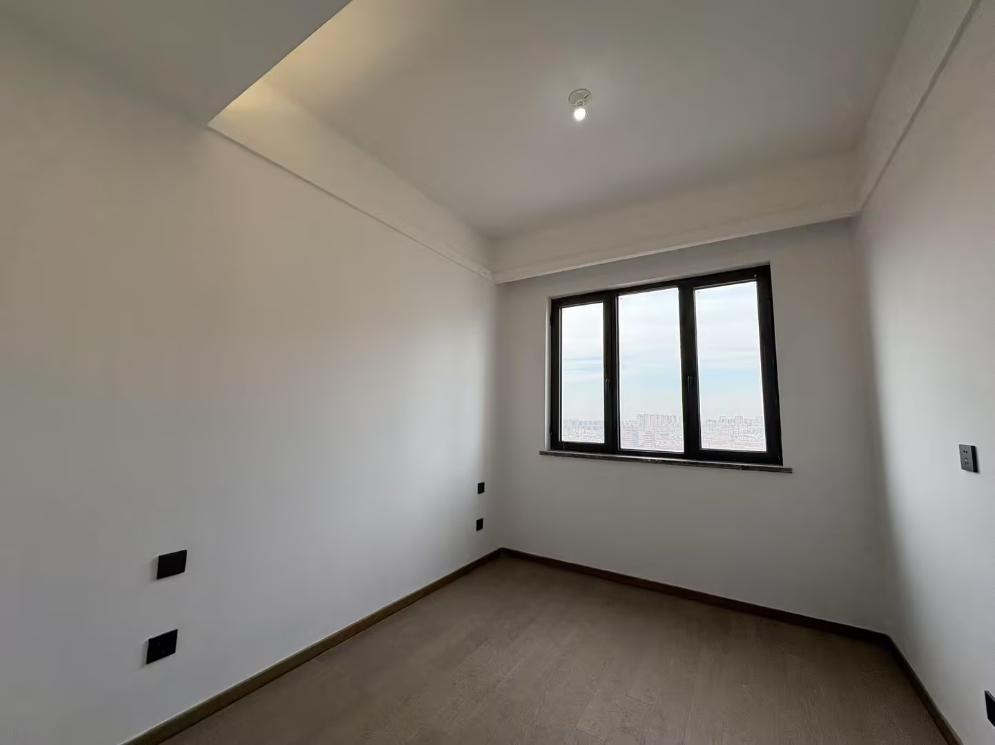 都会沁园 3室2厅1卫 126.00m&sup2;