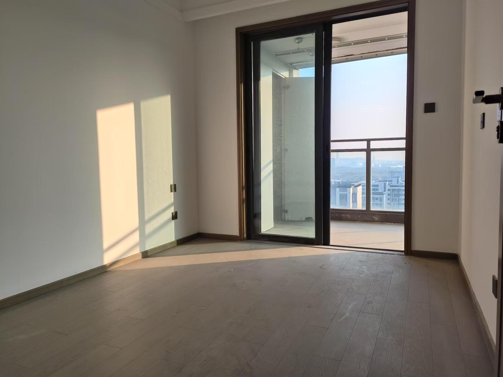 都会沁园 3室2厅1卫 126.00m&sup2;