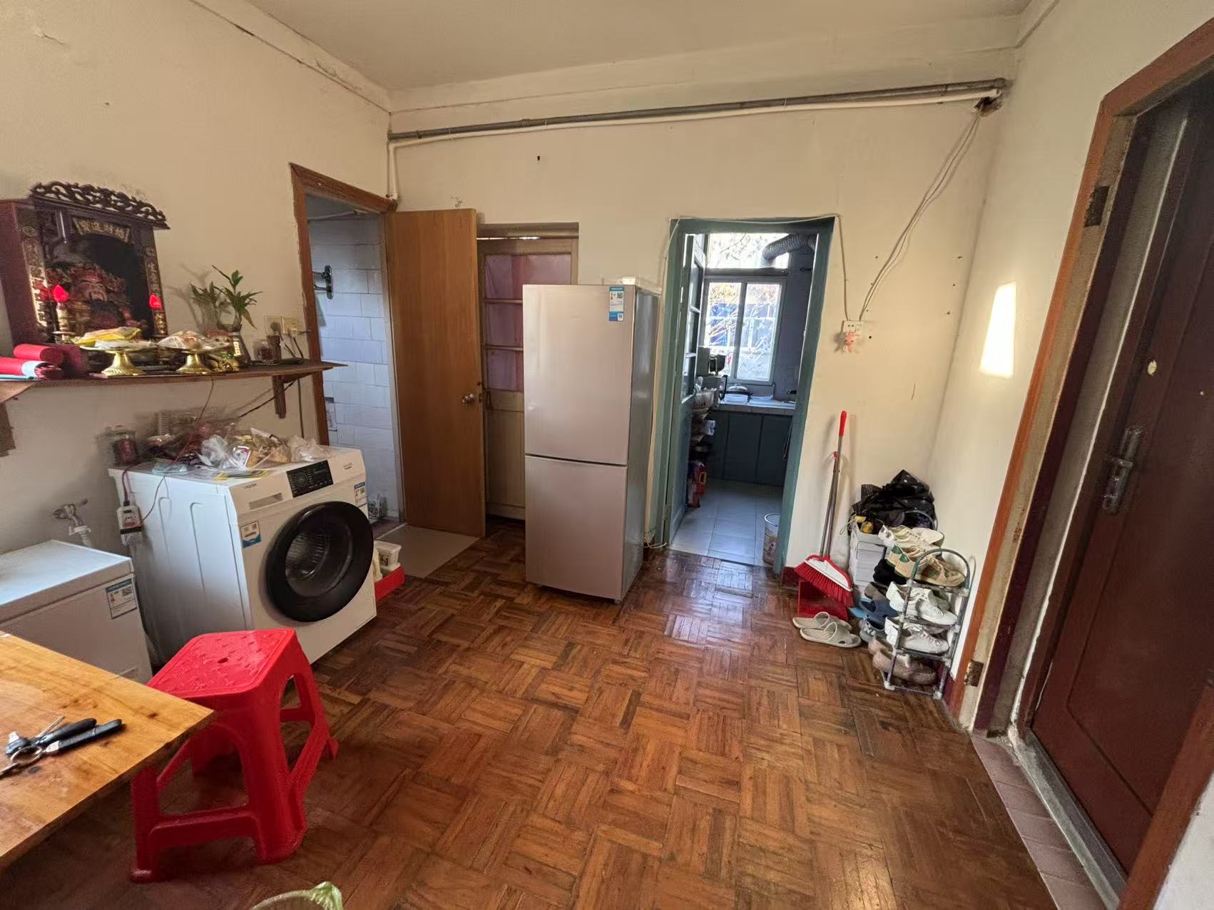 青年路新村 3室1厅1卫 70.22m²