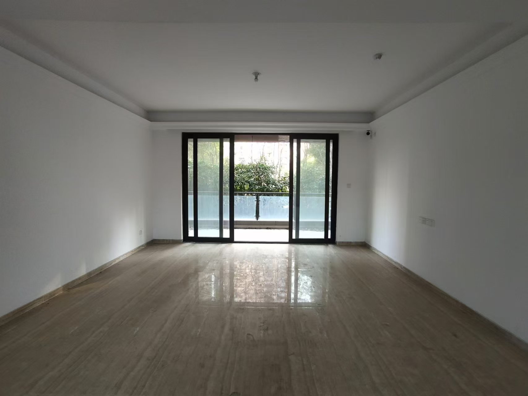 碧桂园时代悦城 4室2厅3卫 192m²
