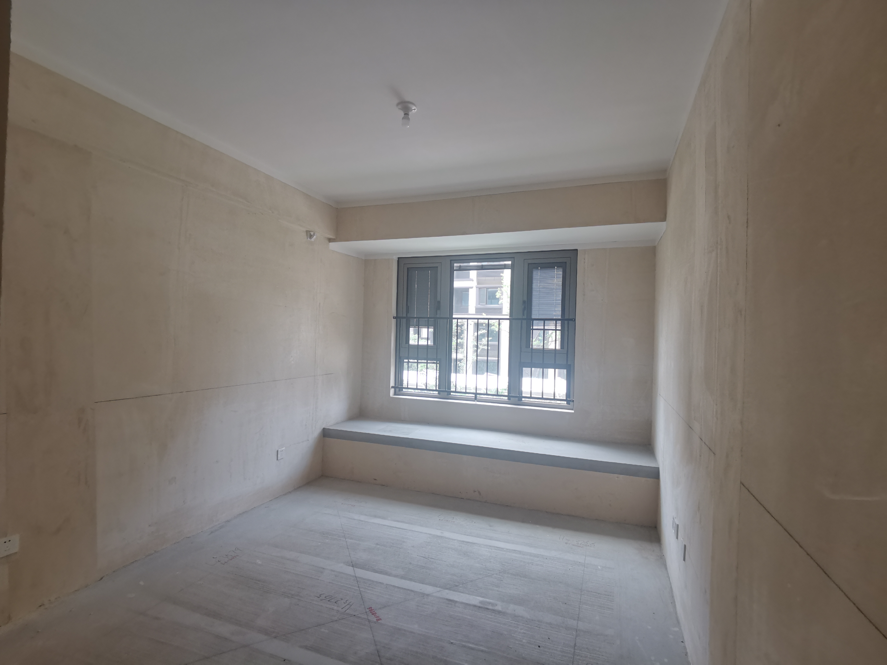 澜庭序 4室2厅2卫 128.7m&sup2;