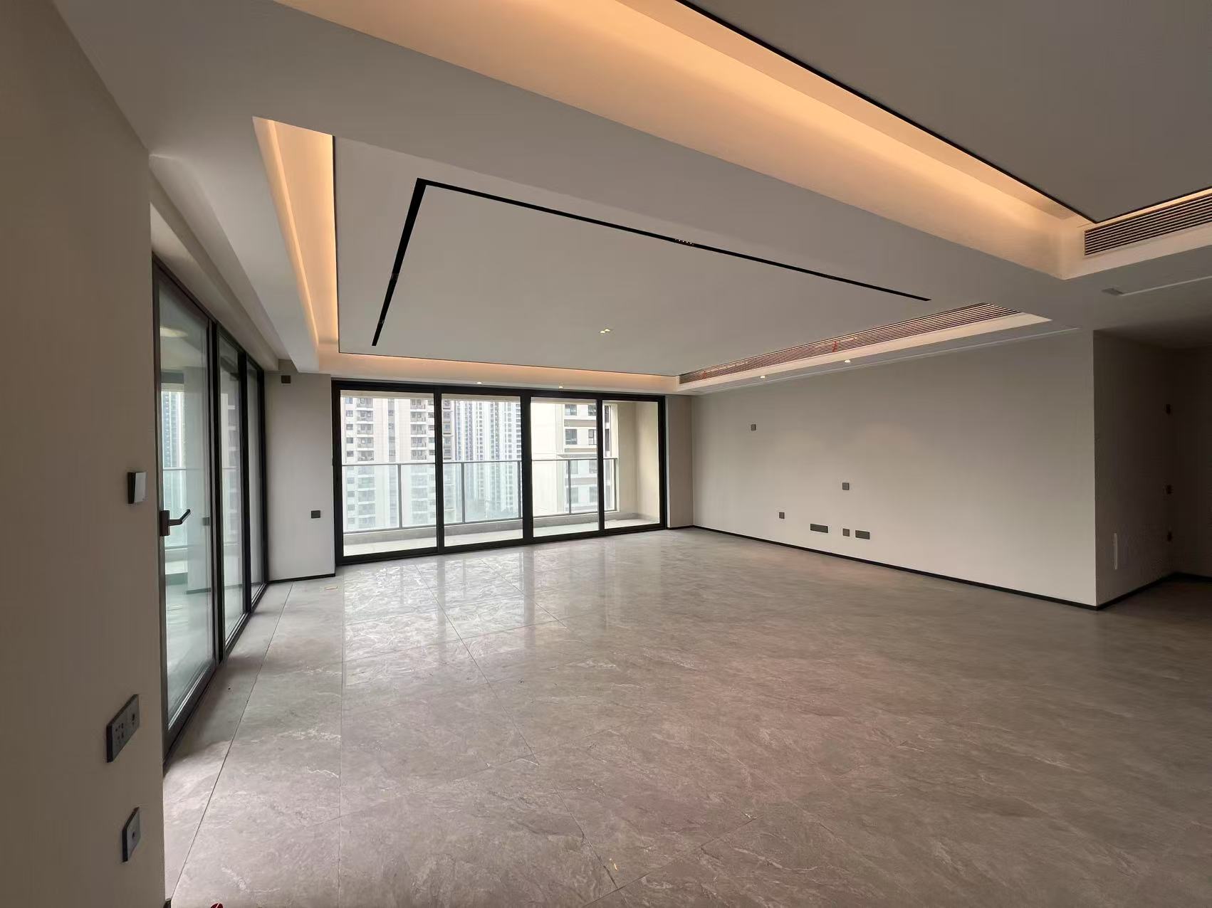万科·揽境(揽境花苑) 4室2厅4卫 262.13m²