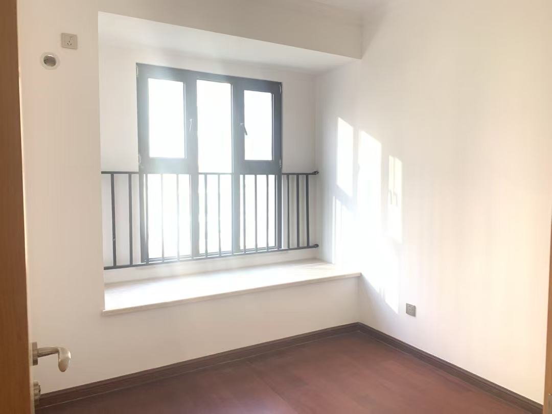 富力院士廷 4室2厅2卫 156.76m&sup2;