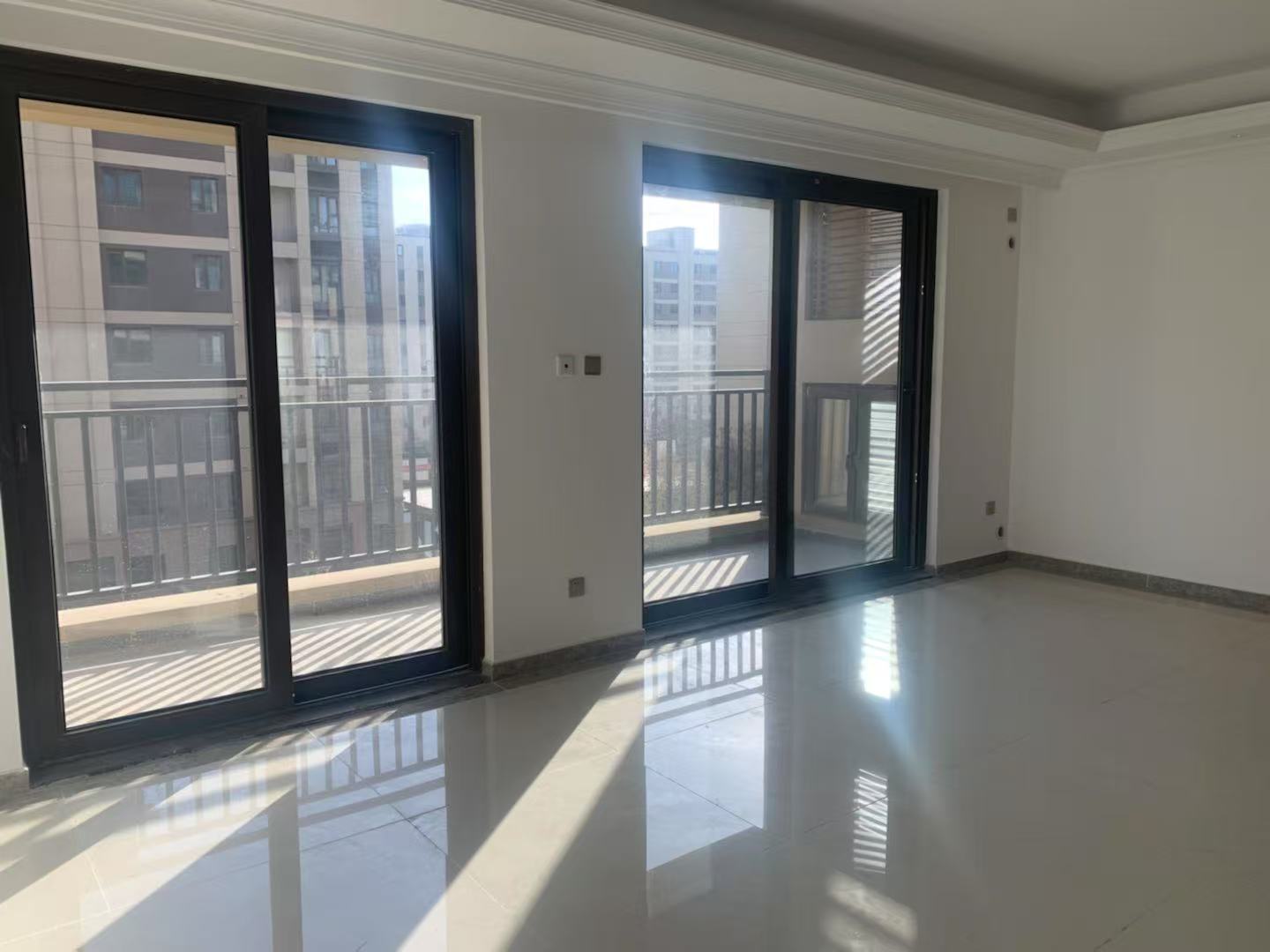 富力院士廷 4室2厅2卫 156.76m&sup2;
