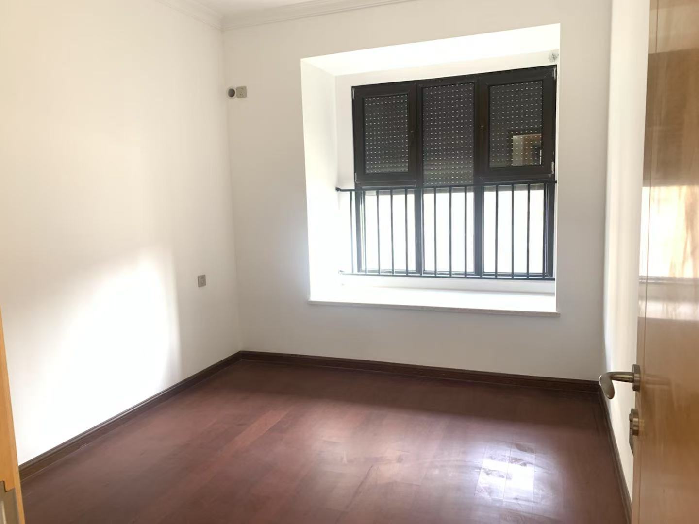 富力院士廷 4室2厅2卫 156.76m&sup2;