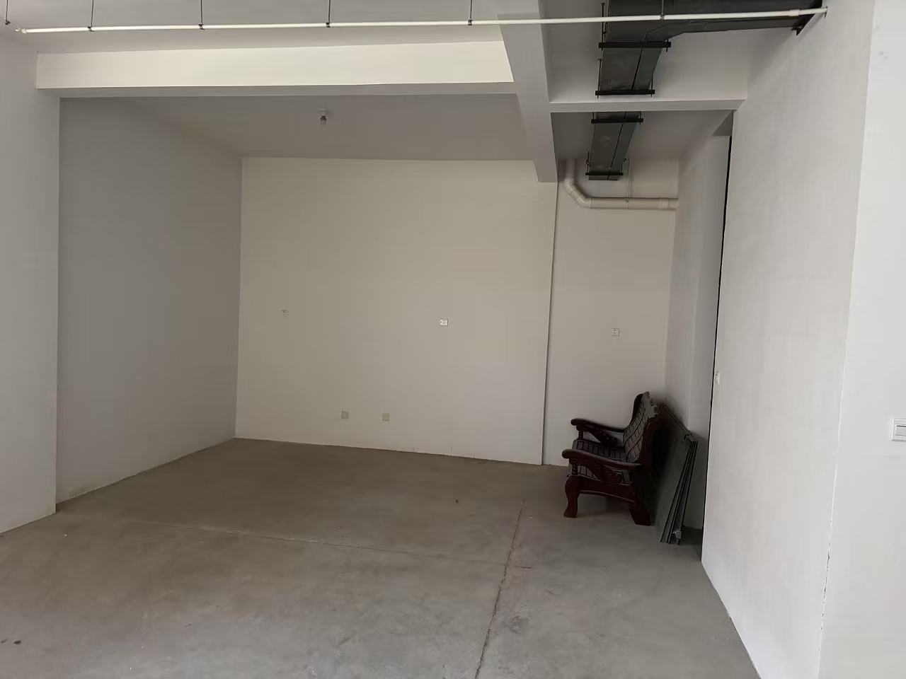 万濠山庄 4室2厅2卫 230.64m²
