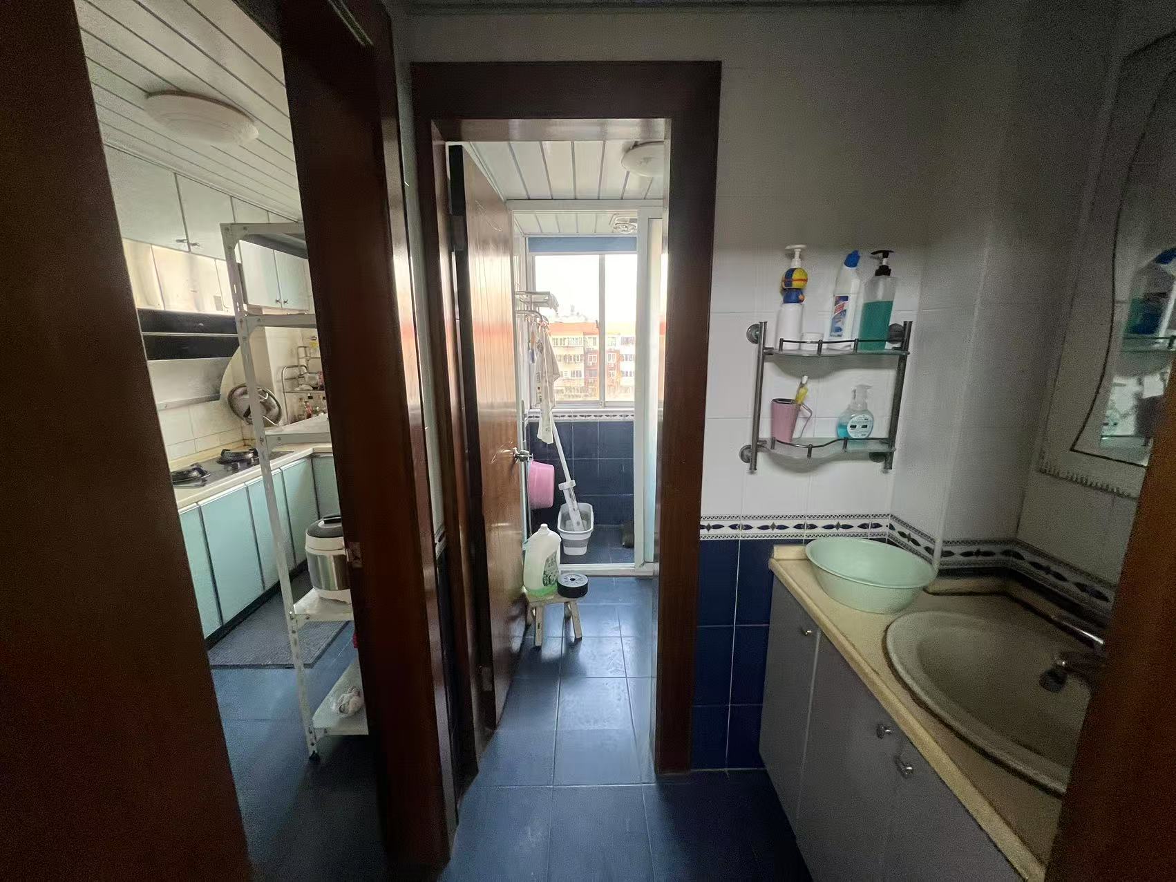 光明南村 3室1厅1卫 102m&sup2;
