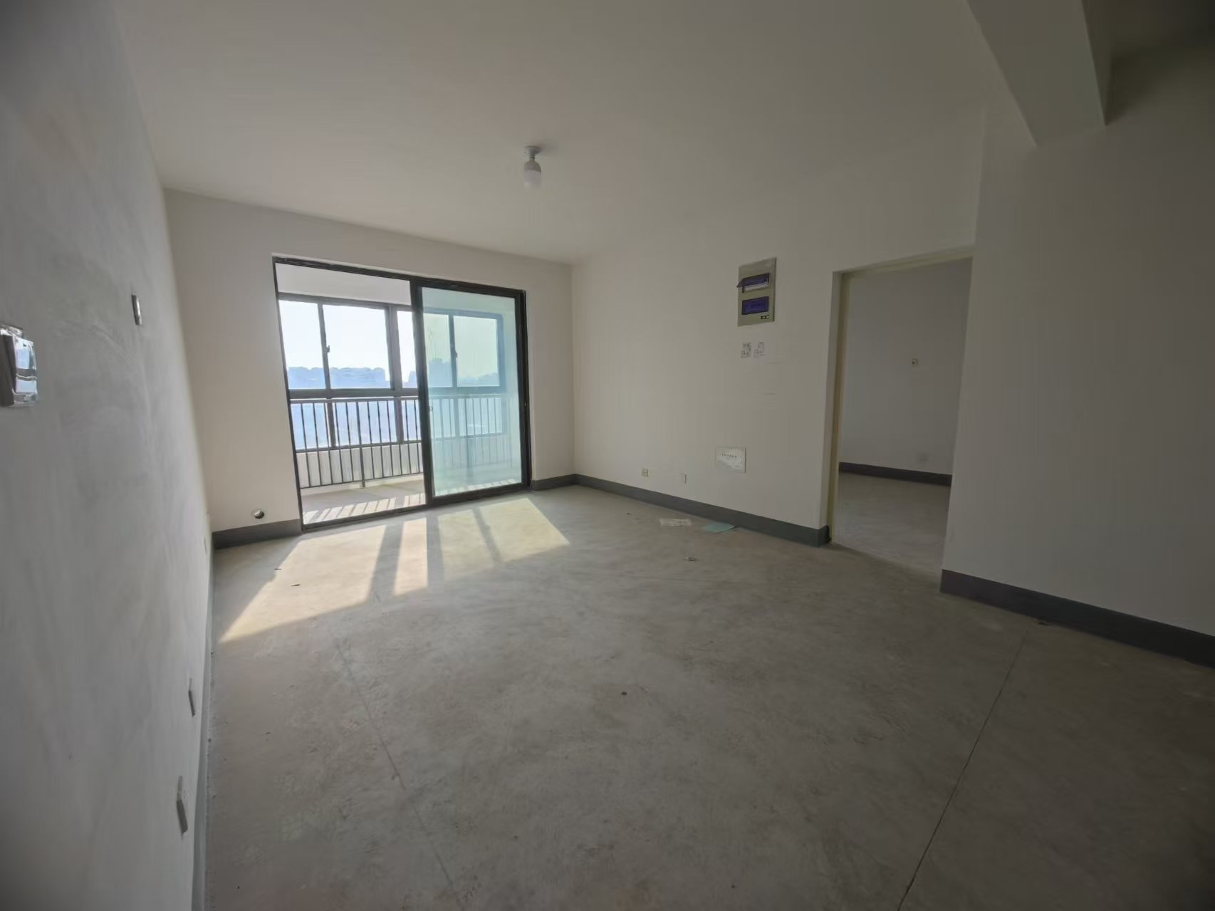 同和嘉苑东区 3室2厅1卫 122.00m²