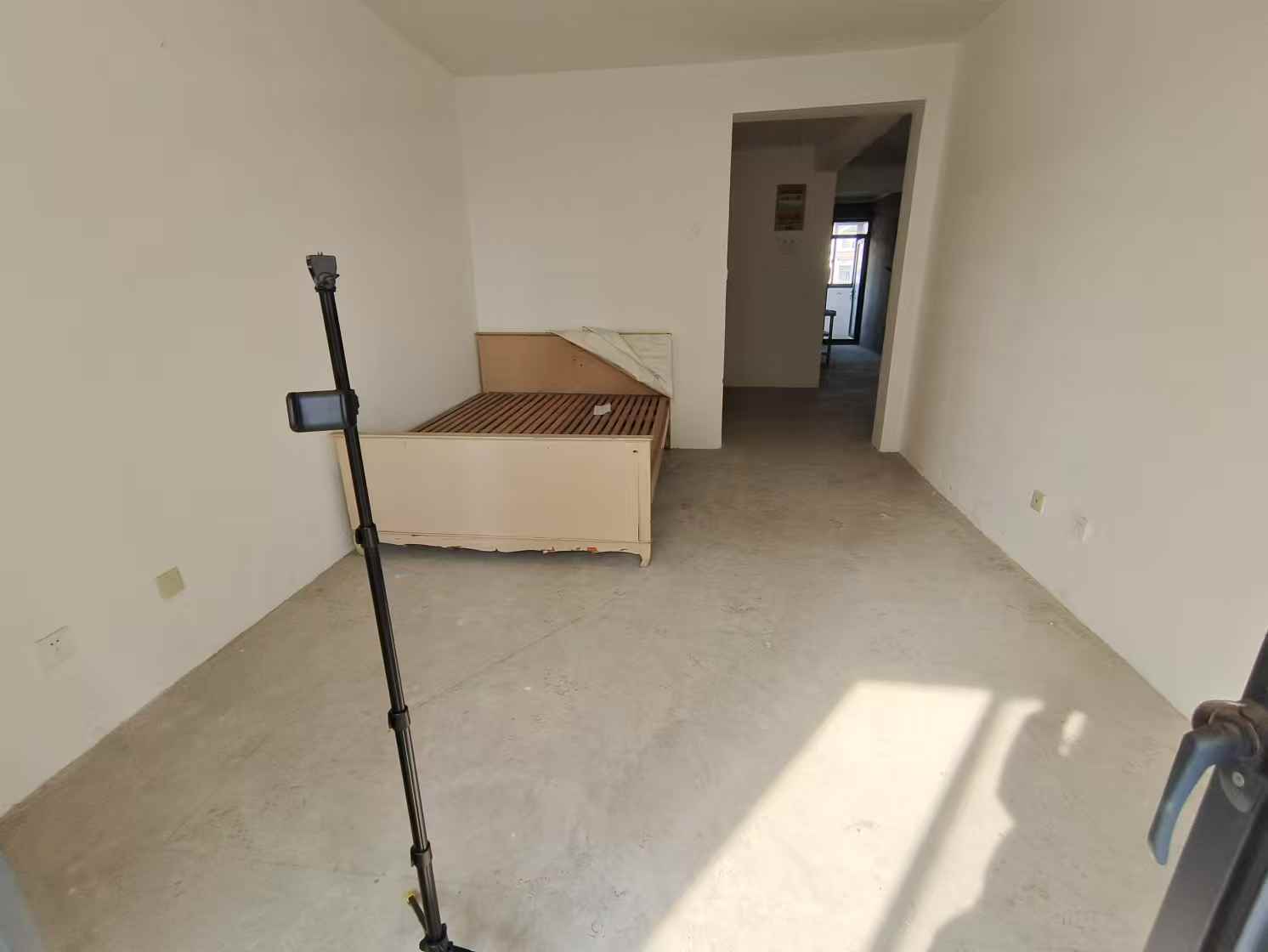 朝晖小苑 2室1厅1卫 81.03m&sup2;