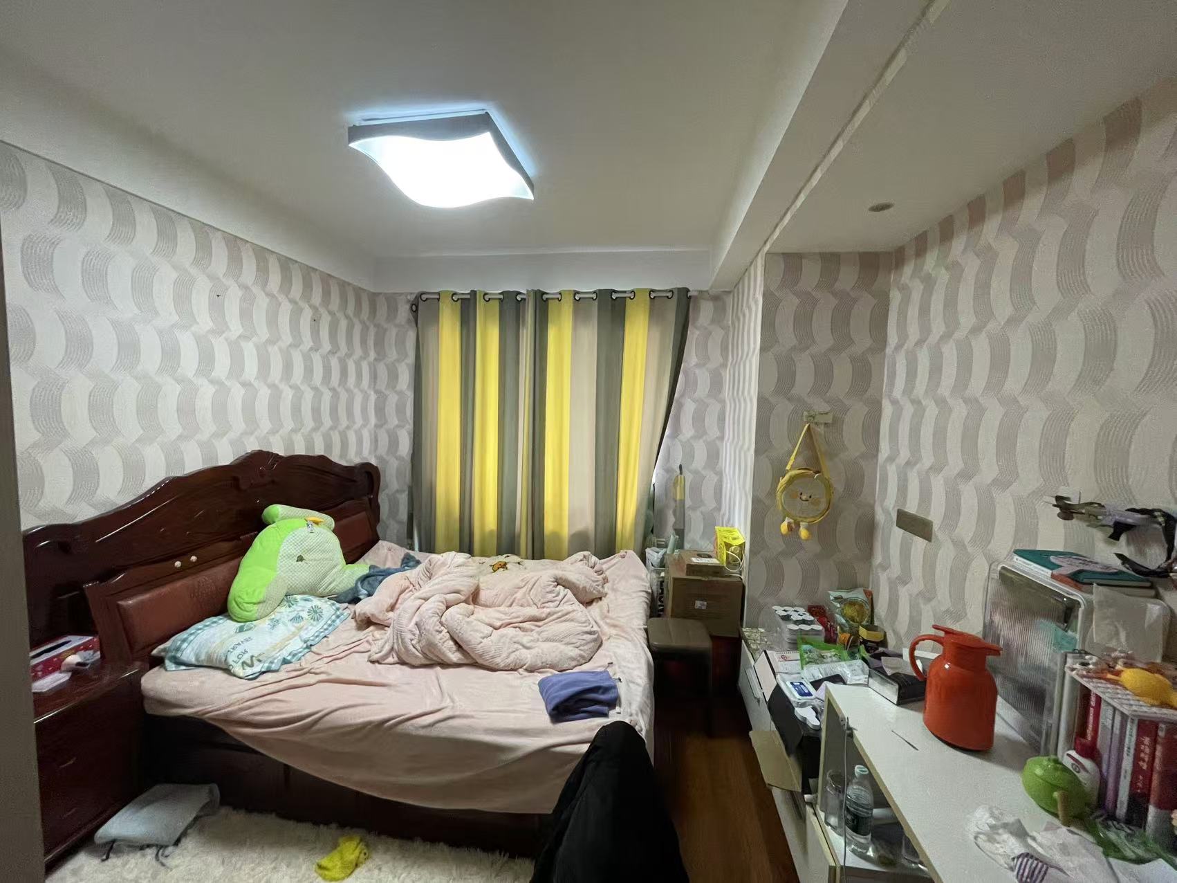 尚海城 4室2厅2卫 155m&sup2;