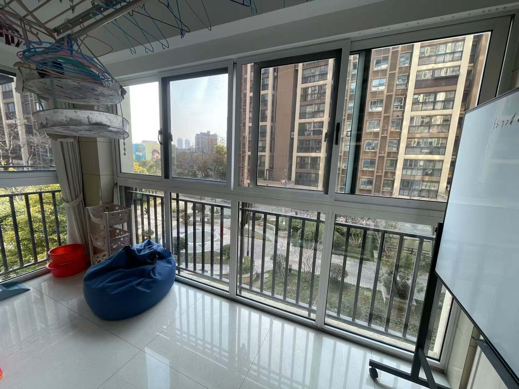 尚海城 4室2厅2卫 155m&sup2;