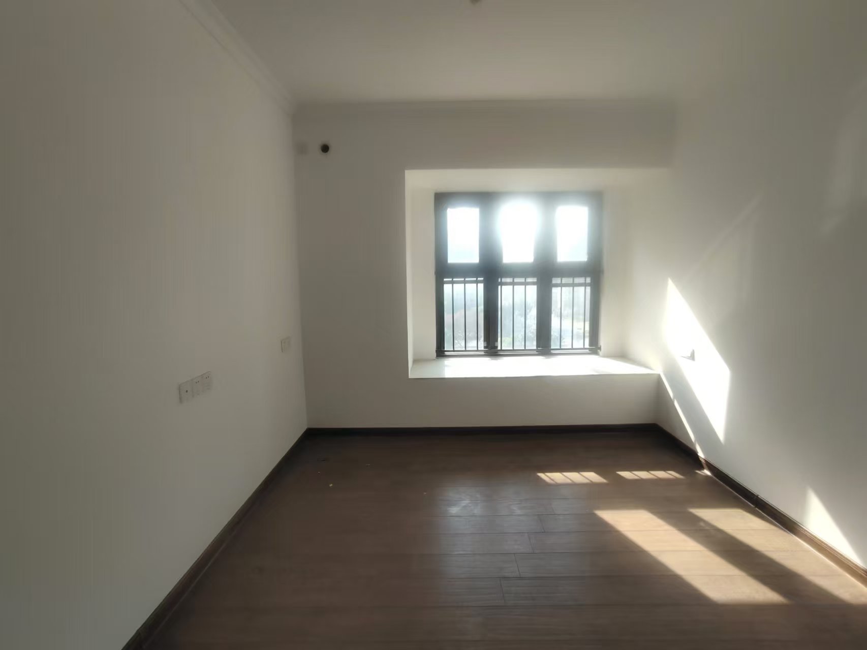 碧桂园时代悦城 3室2厅2卫 140m&sup2;