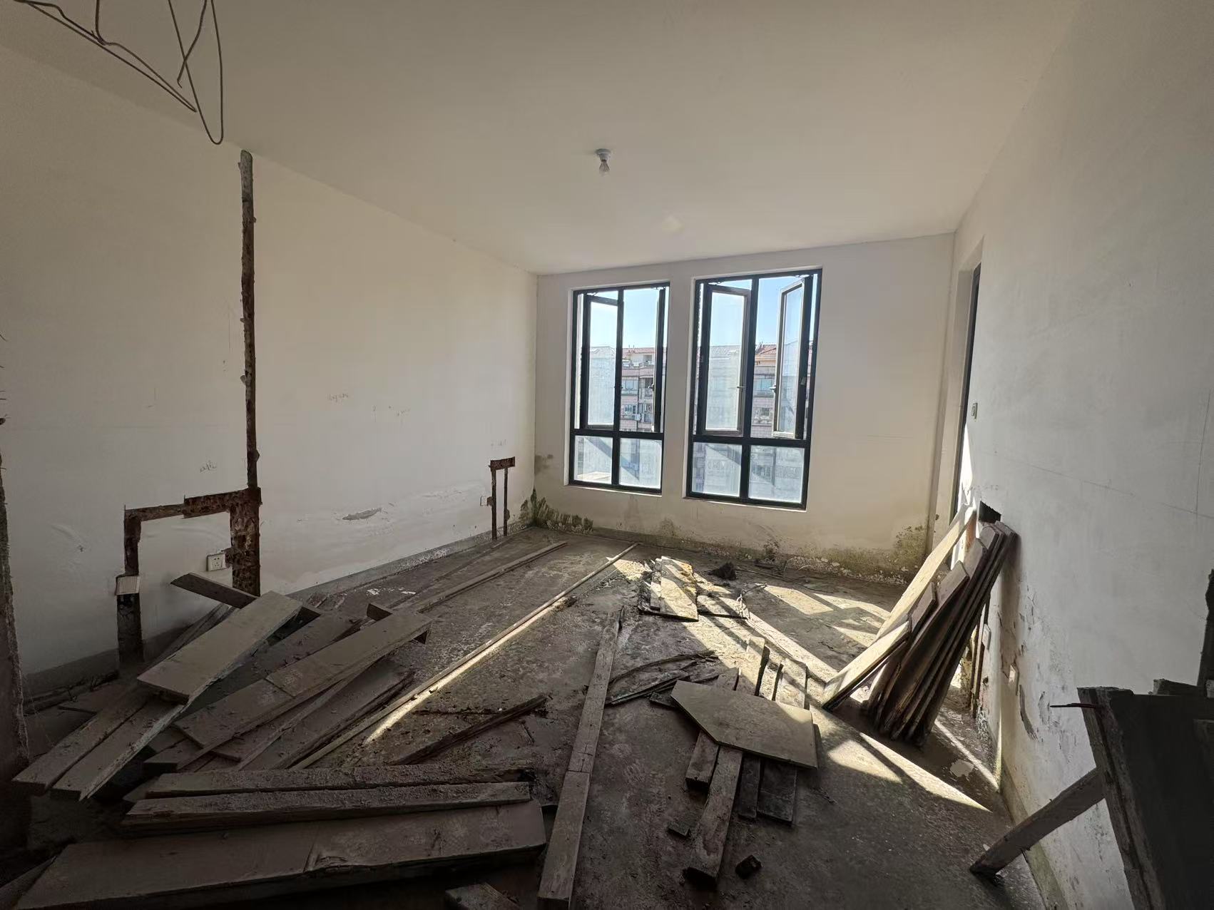 山水壹号 4室2厅3卫 257.61m&sup2;