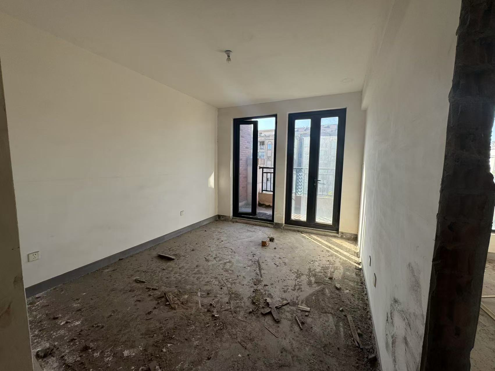 山水壹号 4室2厅3卫 257.61m&sup2;