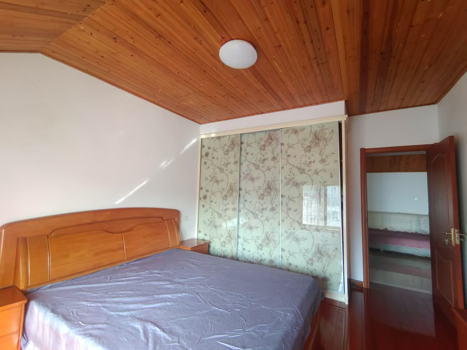 永兴花苑 3室2厅2卫 140m&sup2;