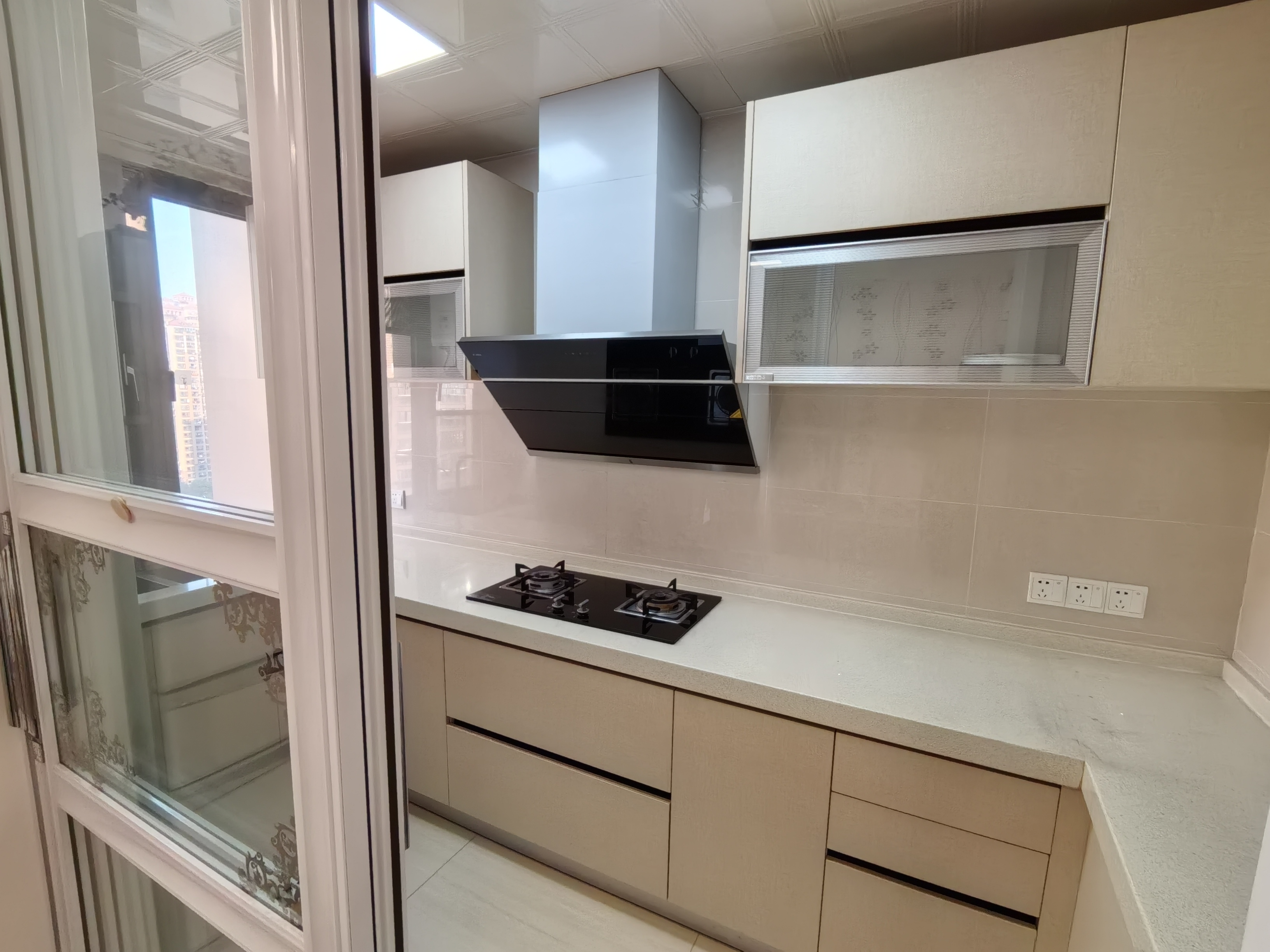 华强城一期 3室2厅1卫 114.48m²