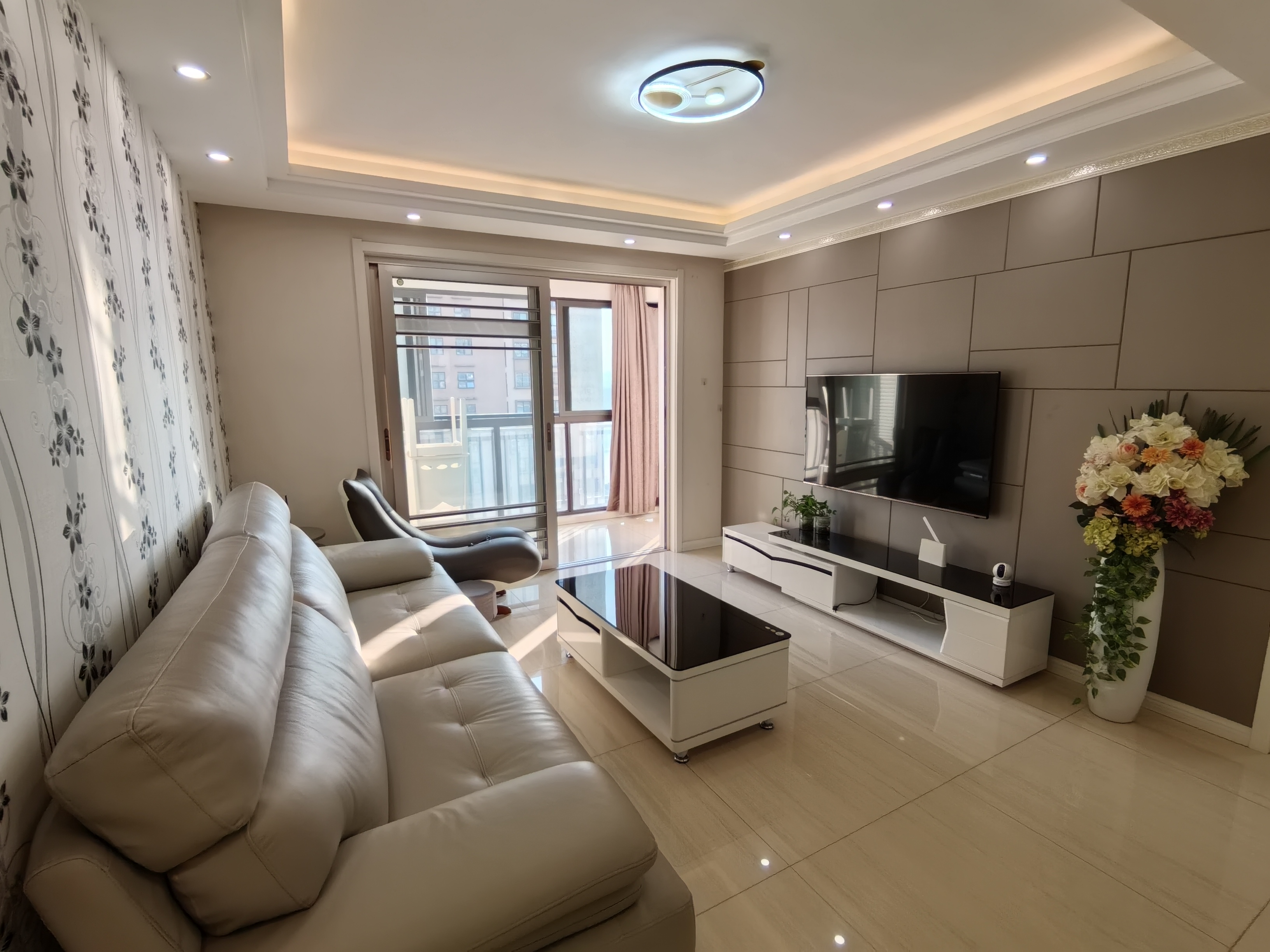 华强城一期 3室2厅1卫 114.48m²