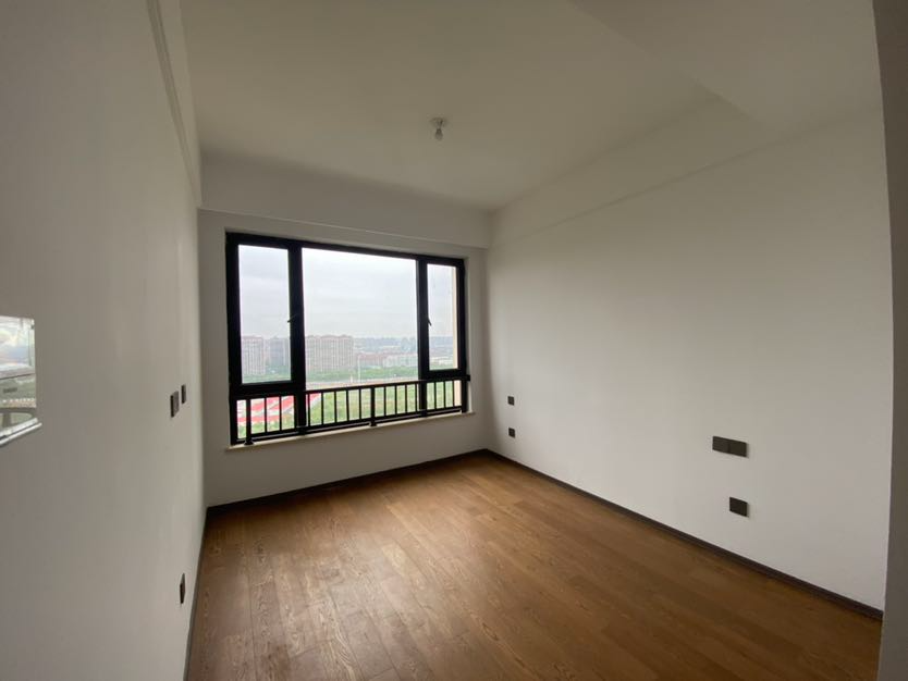 春风南岸西园 3室2厅2卫 121.96m²