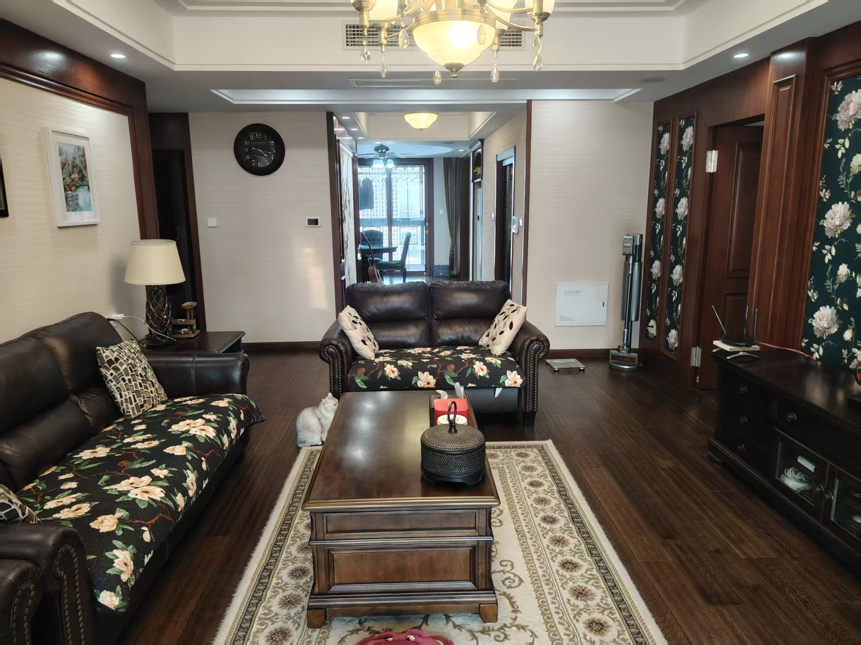 吴中豪景华庭 4室2厅3卫 179.33m²