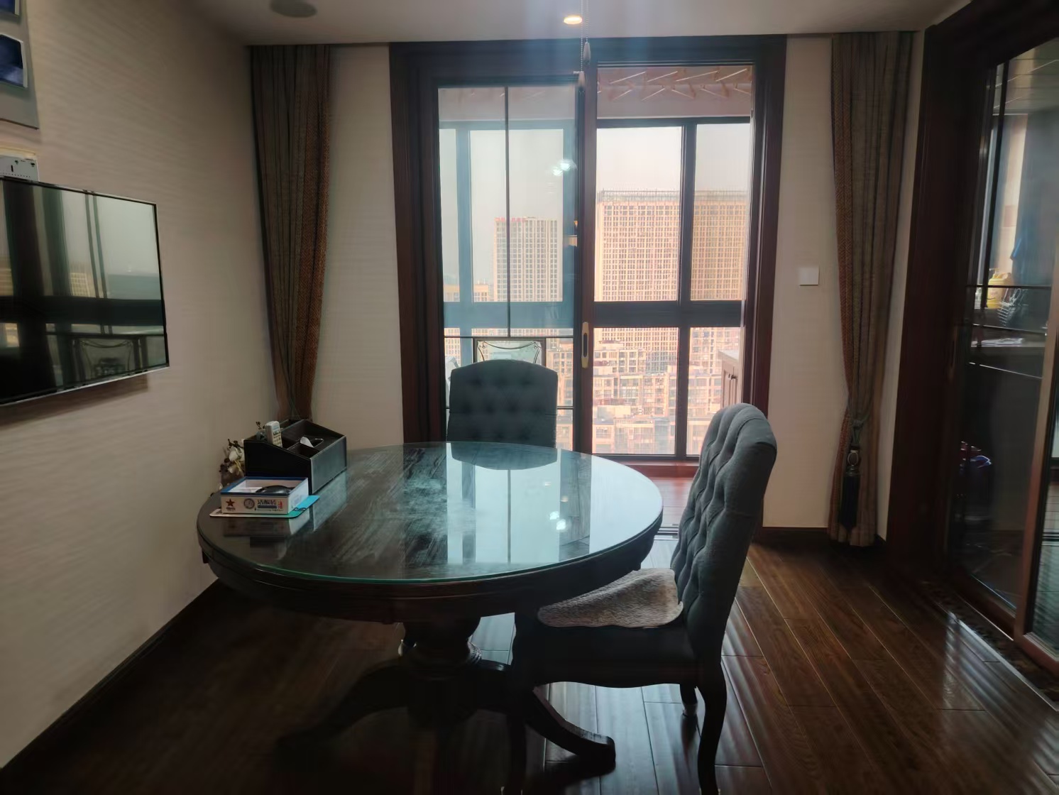 吴中豪景华庭 4室2厅3卫 179.33m&sup2;