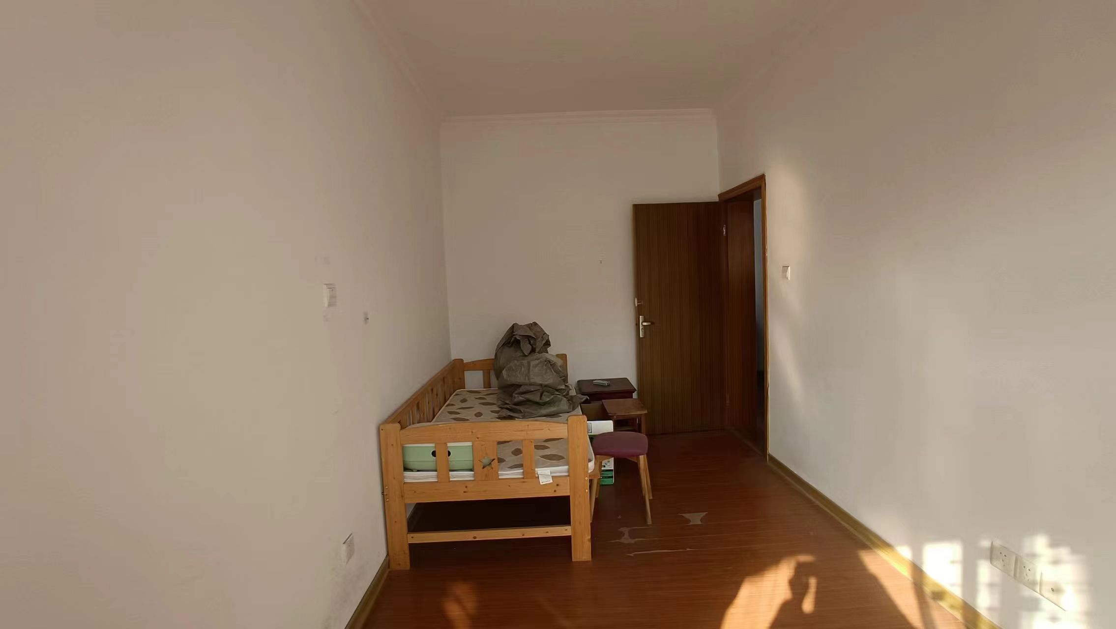 光明新村 3室1厅1卫 80m²