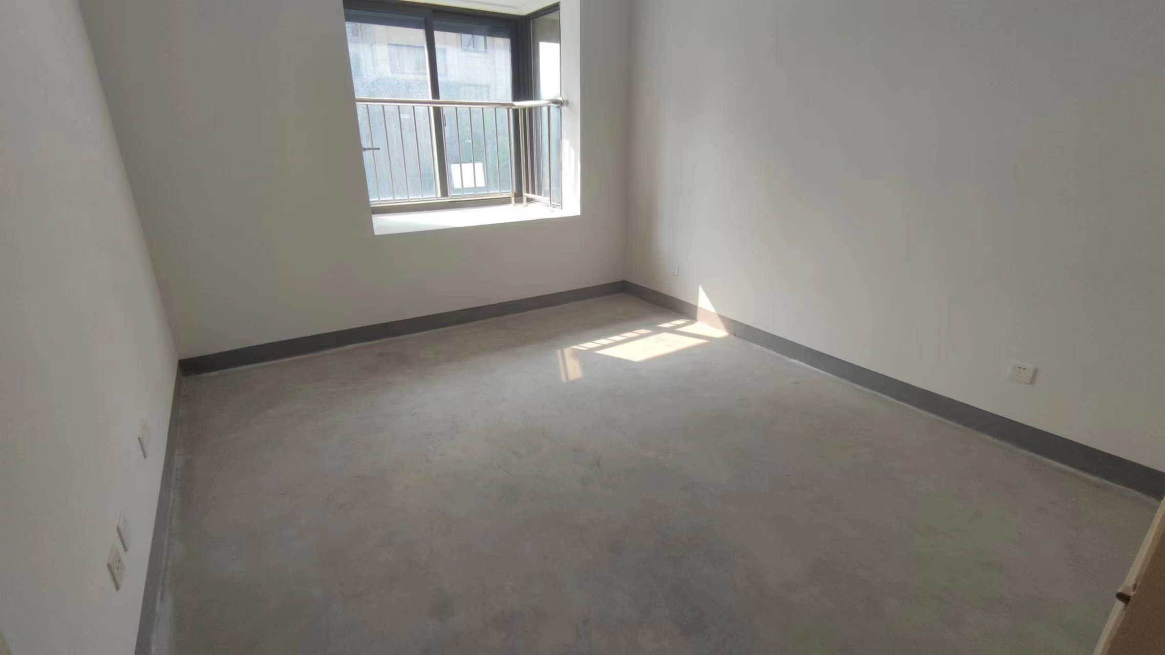 山芝庄新苑 2室1厅1卫 93.84m&sup2;