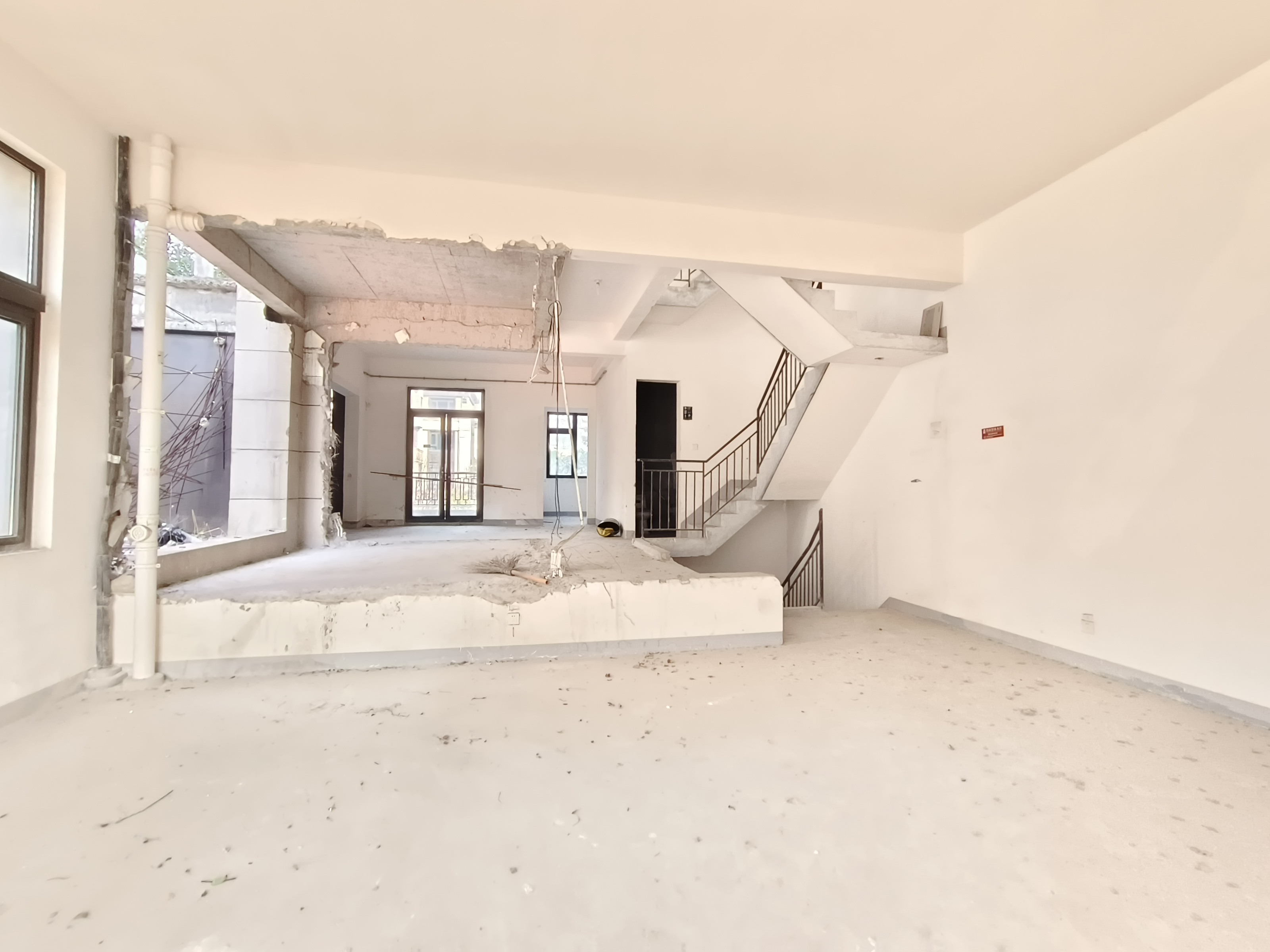 中海上林院 4室2厅3卫 260.00m²