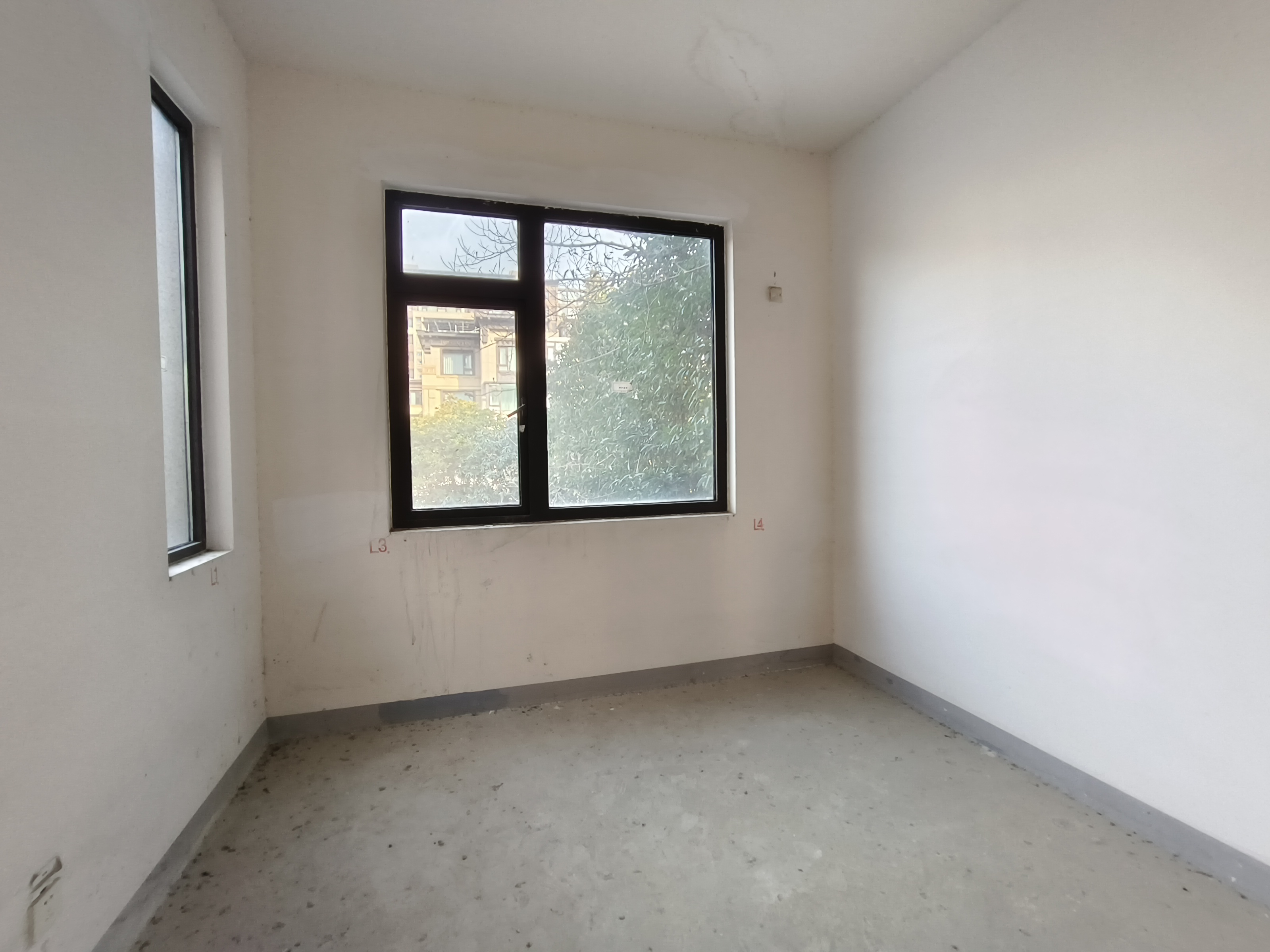 中海上林院 4室2厅3卫 260.00m²