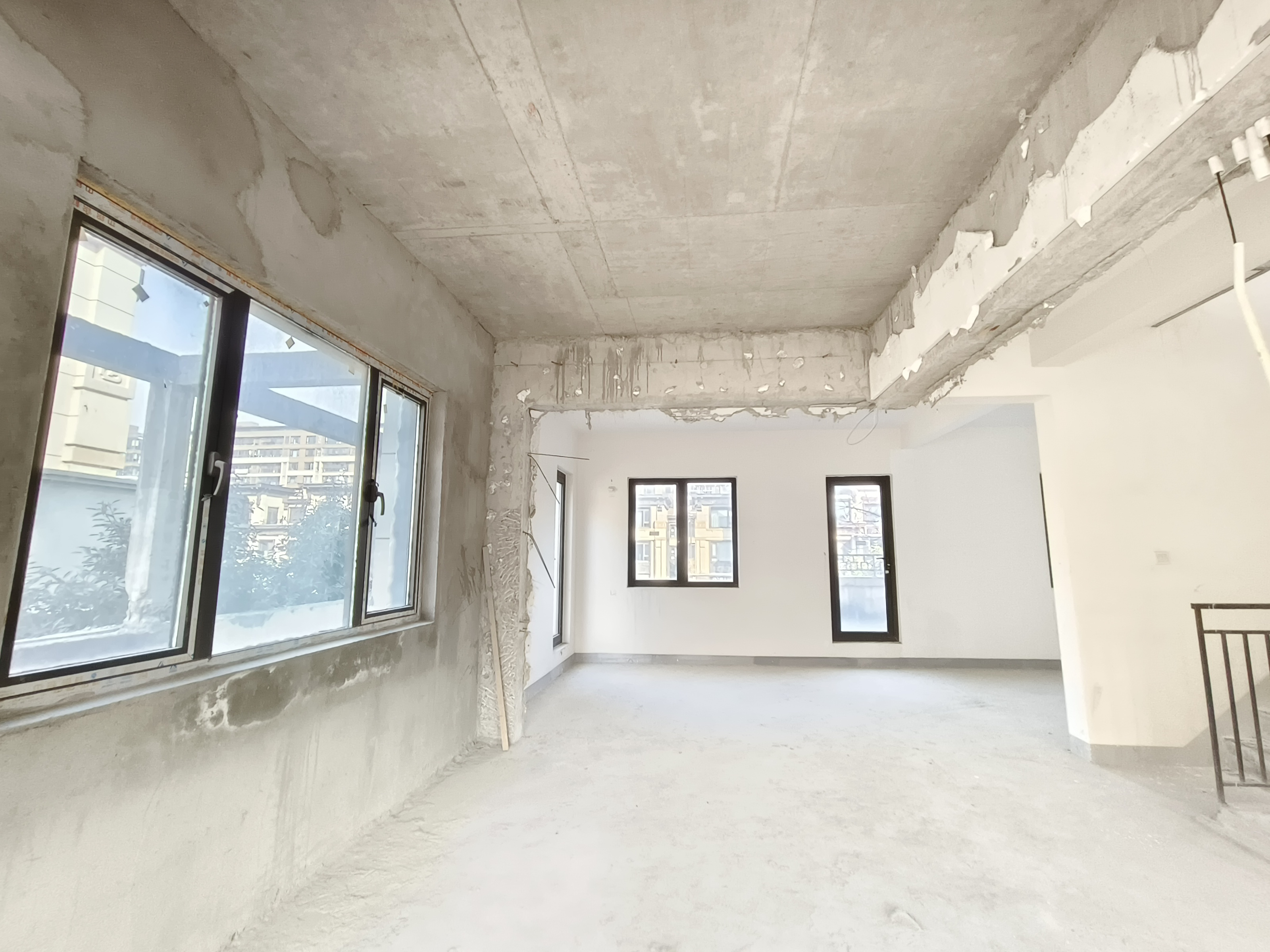 中海上林院 4室2厅3卫 260.00m²