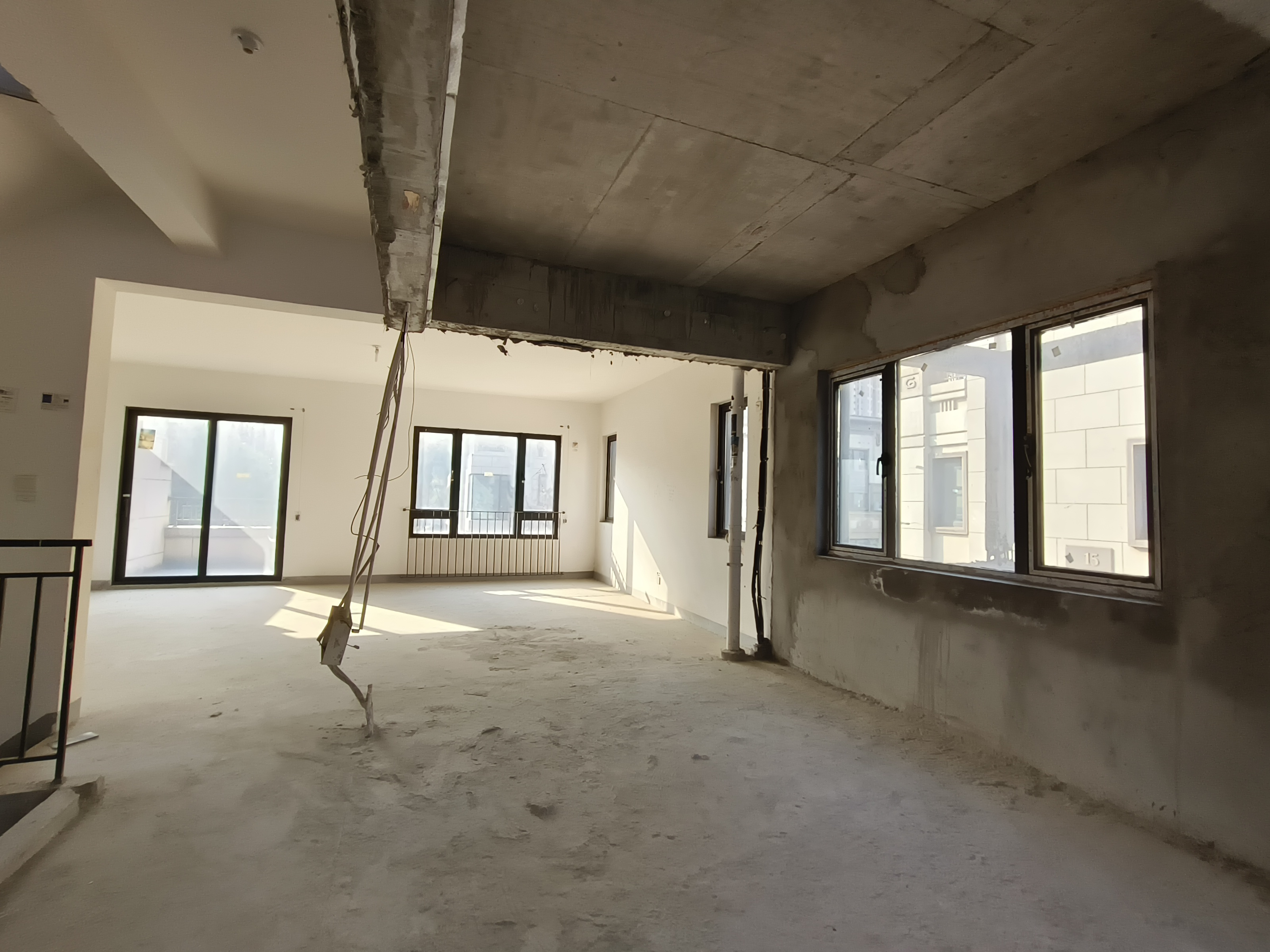 中海上林院 4室2厅3卫 260.00m²