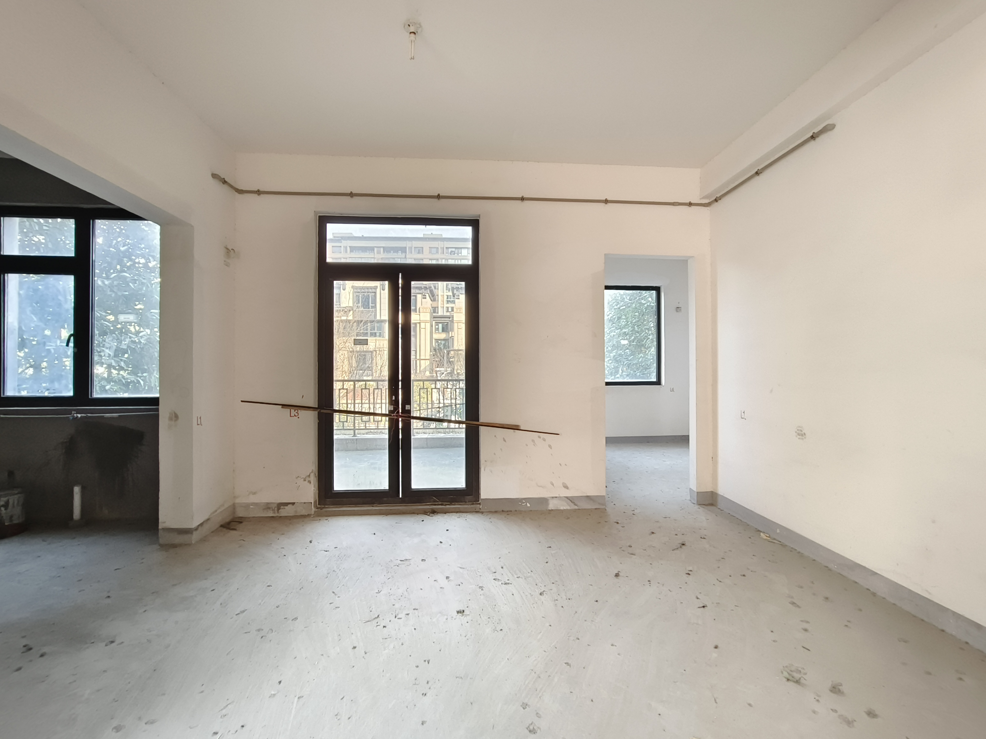 中海上林院 4室2厅3卫 260.00m²