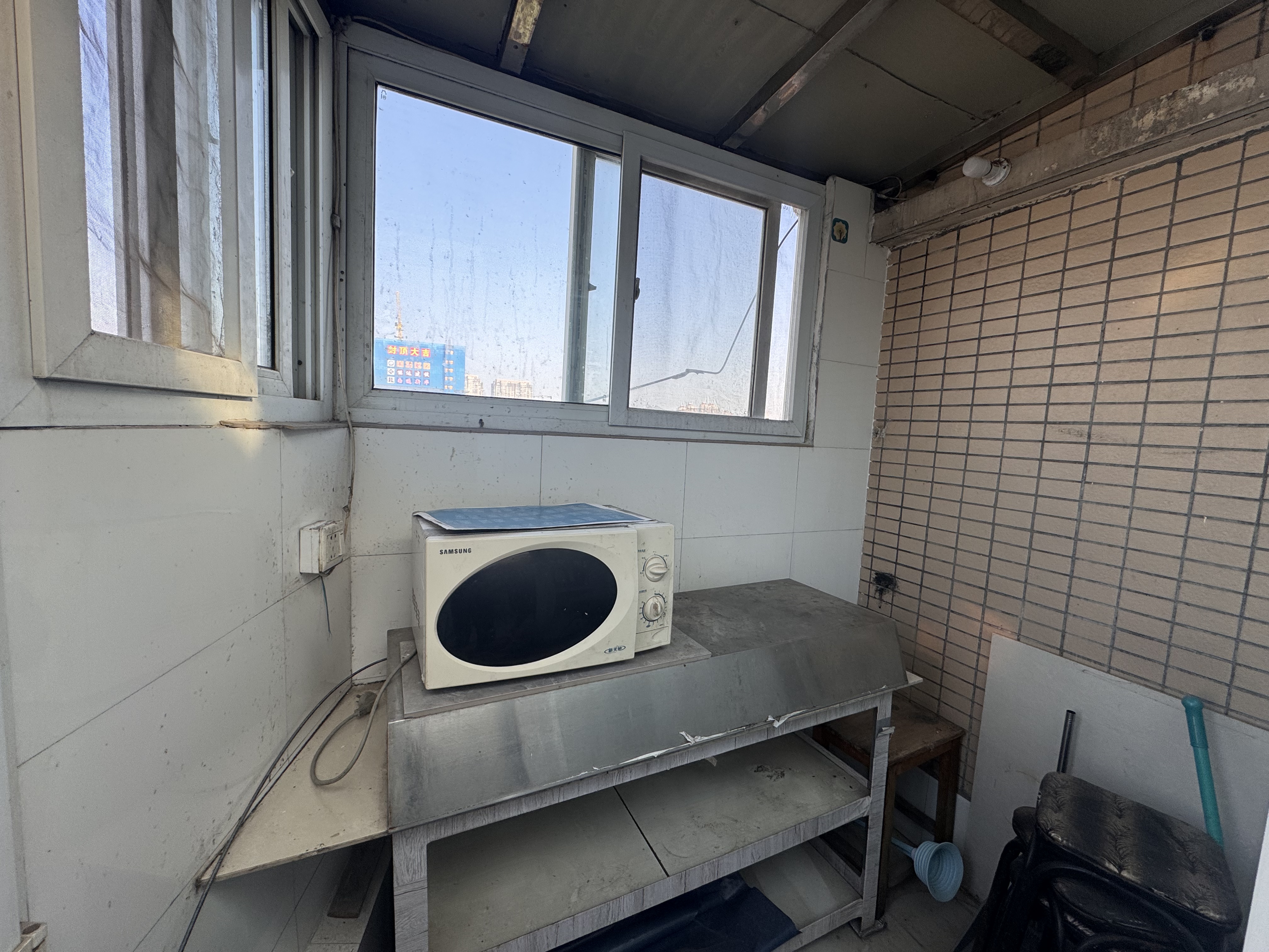 紫东花苑 2室1厅1卫 62.00m&sup2;